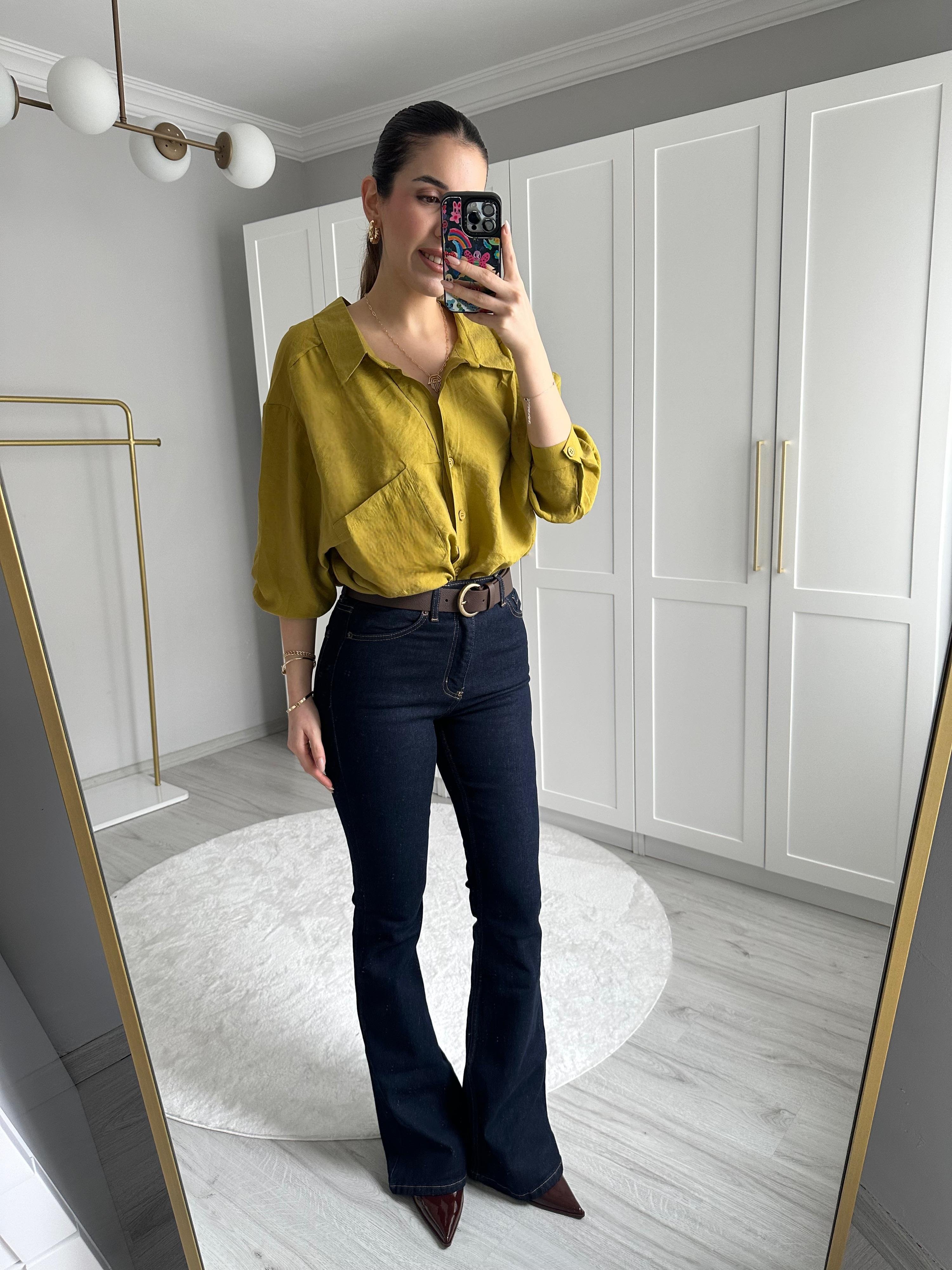 İSPANYOL PAÇA KOYU LACİVERT JEAN