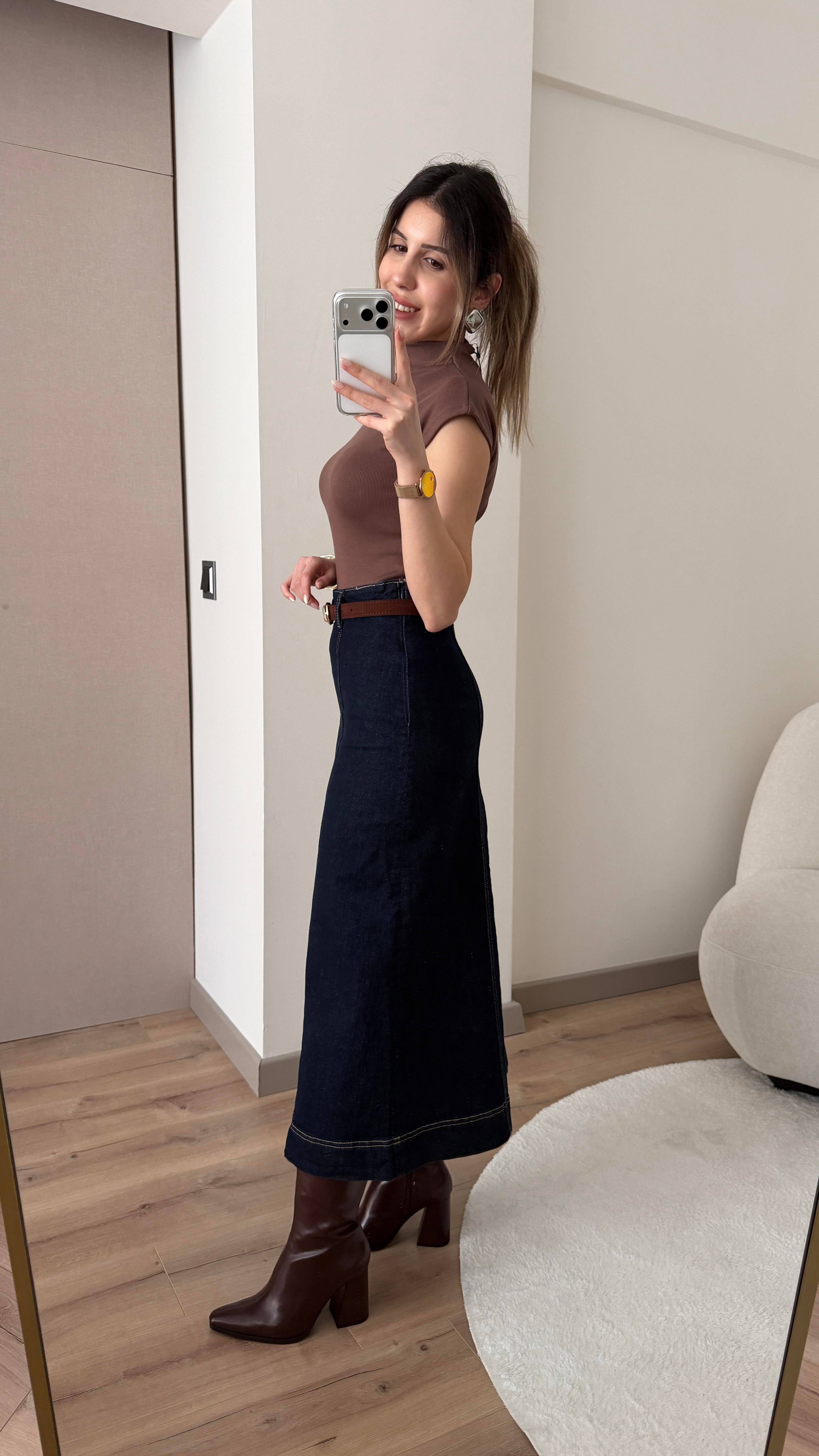 KEMERLİ KOYU LACİVERT BEU DENİM ETEK