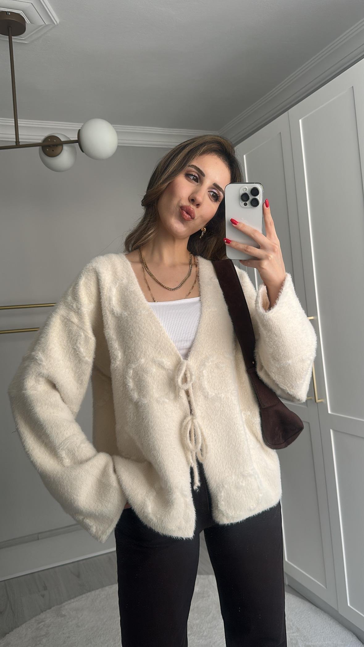 PNTEREST YUMOŞ EKRU HIRKA