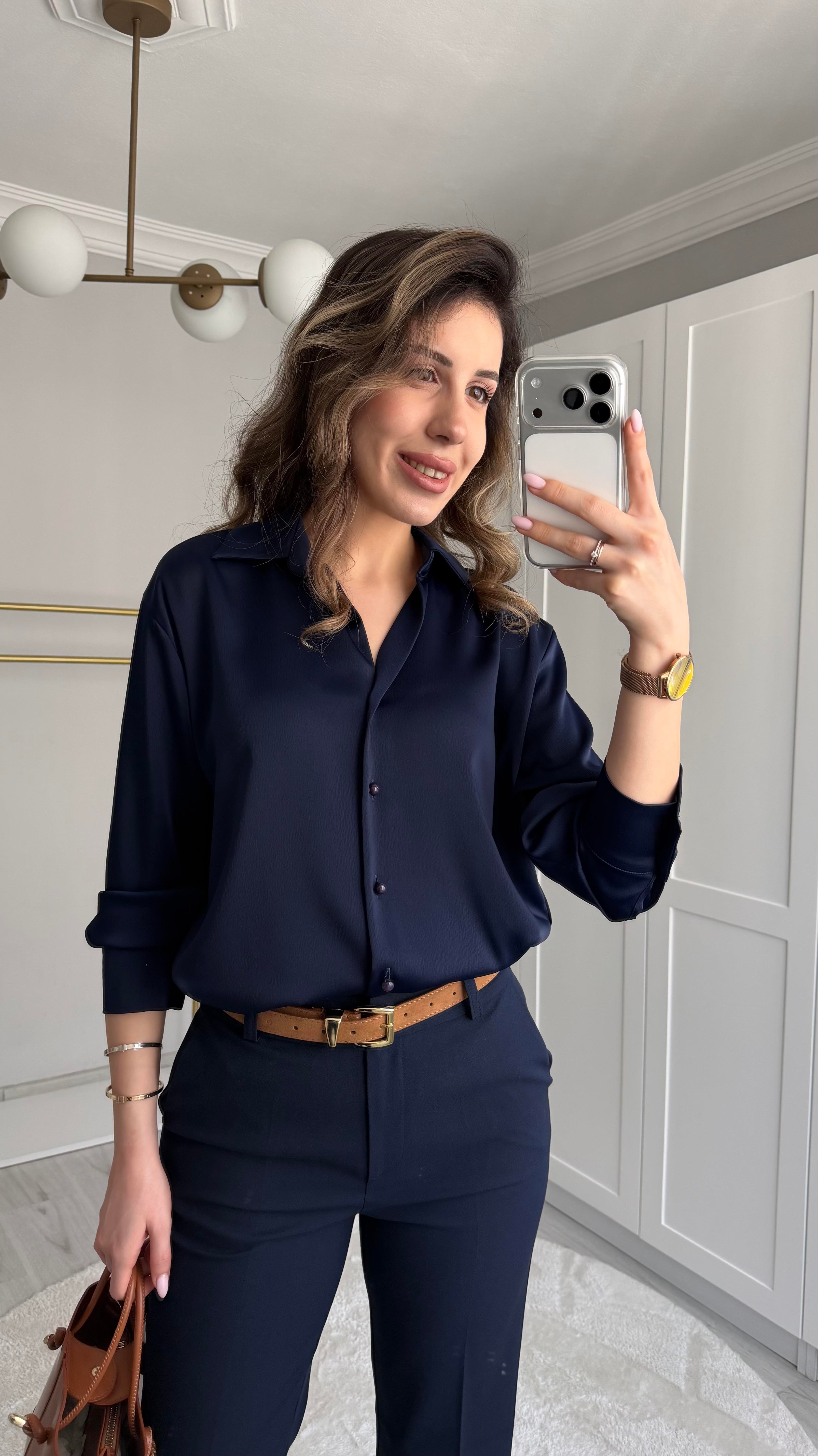 PREMİUM SATEN LACİVERT GÖMLEK