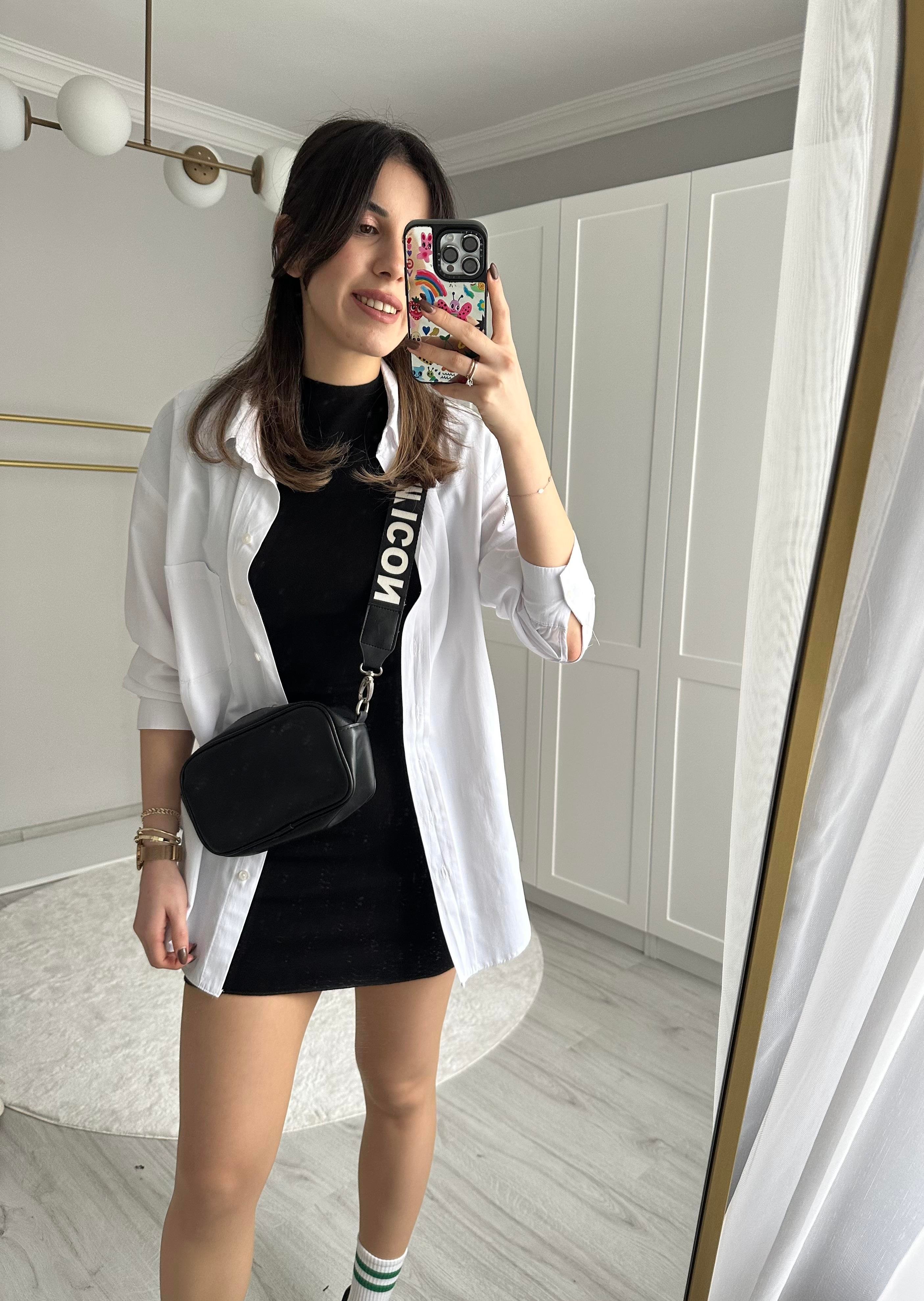 SİYAH MİNİ ELBİSE