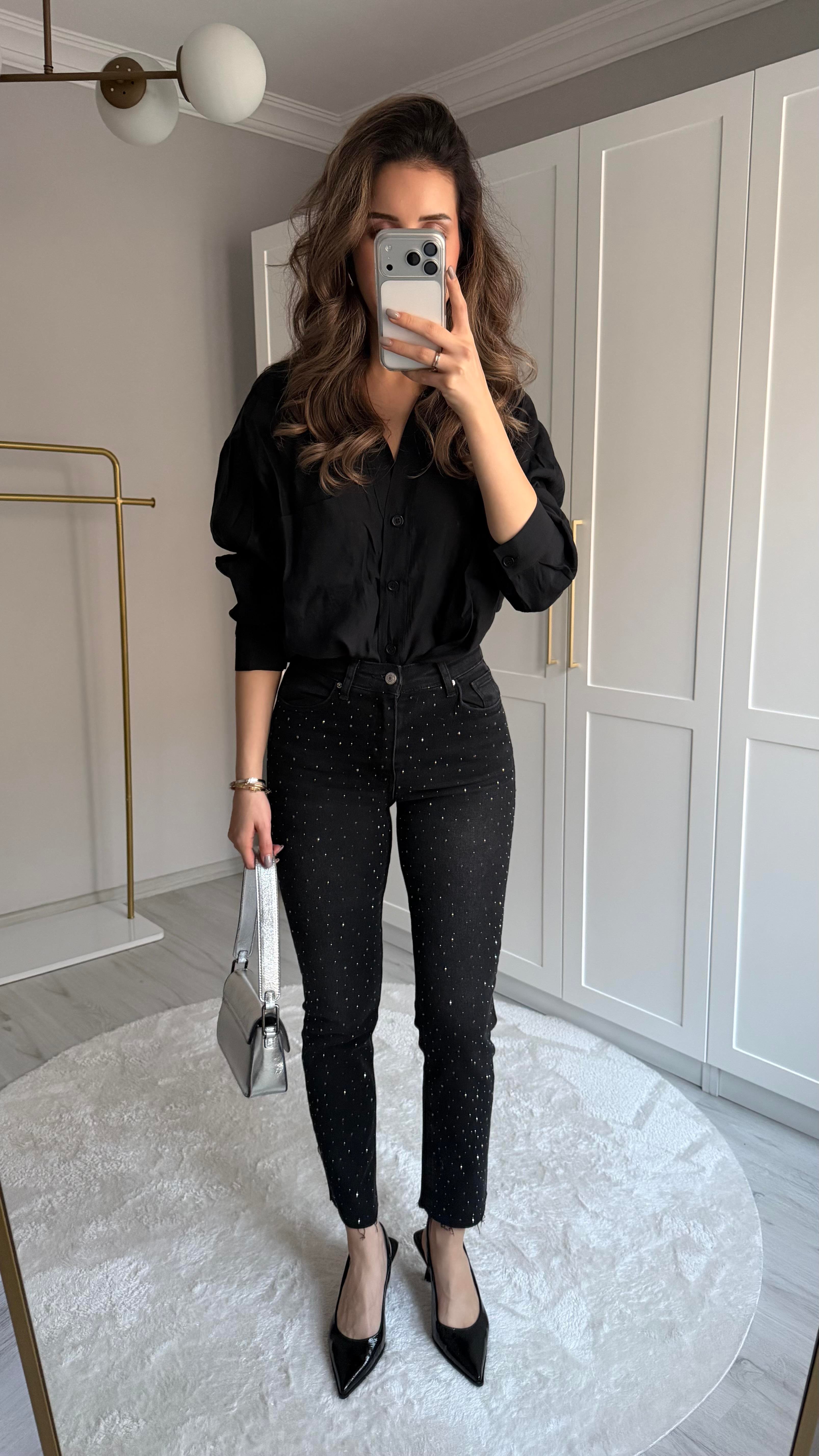 TAŞLI FÜME BOY FİT KESİK PAÇA JEAN