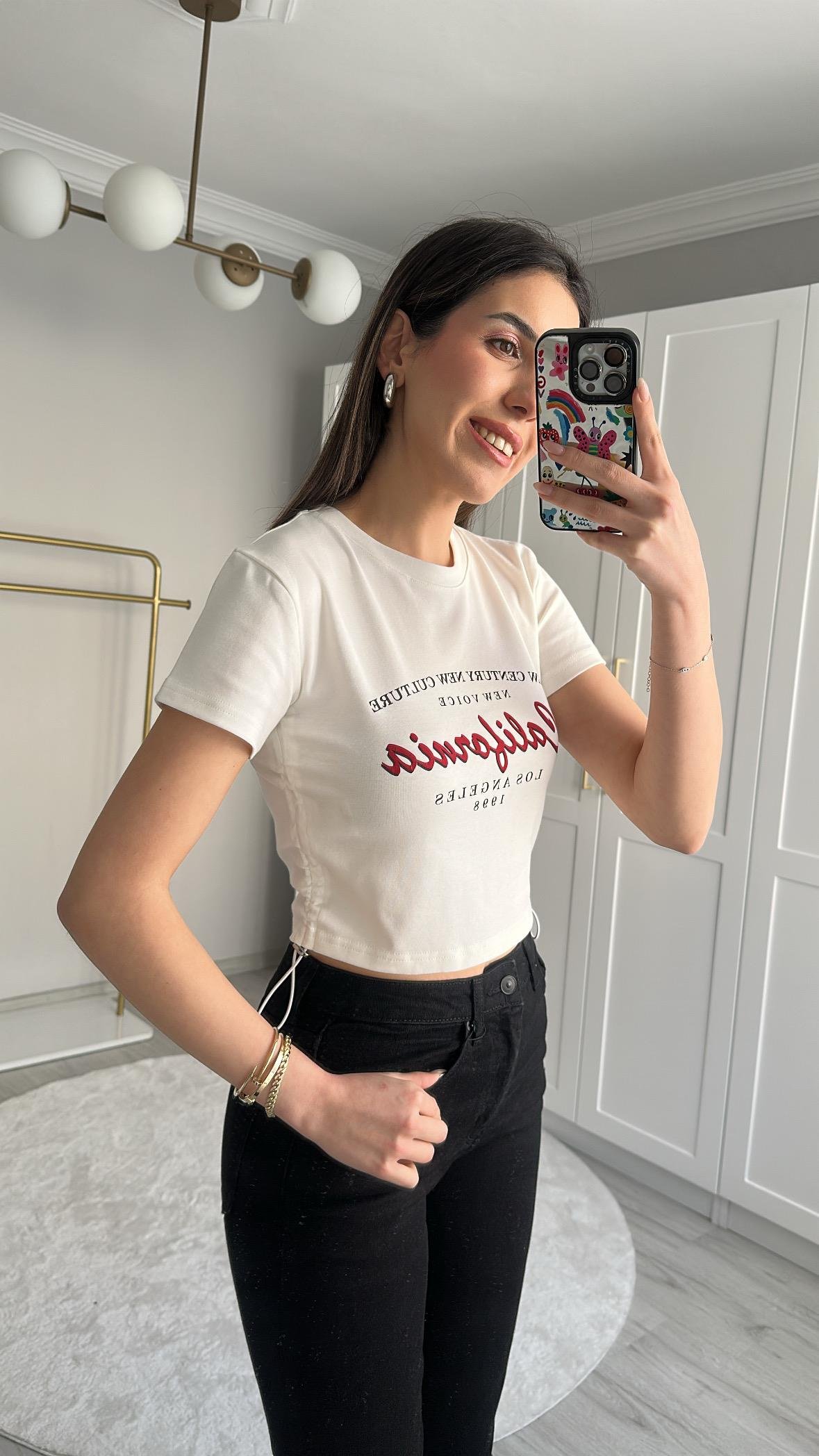 YANI BÜZGÜLÜ BASKILI CROP