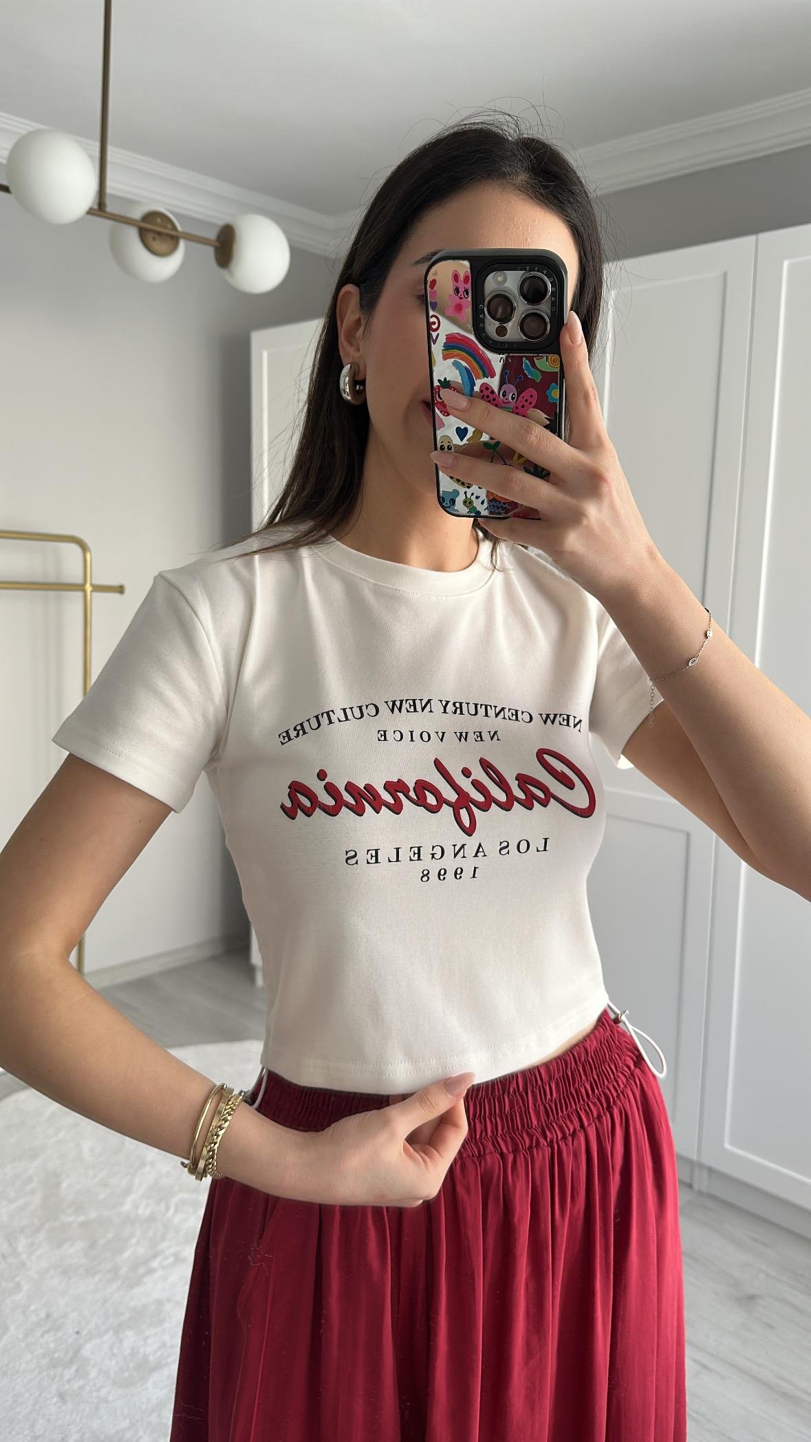 YANI BÜZGÜLÜ BASKILI CROP