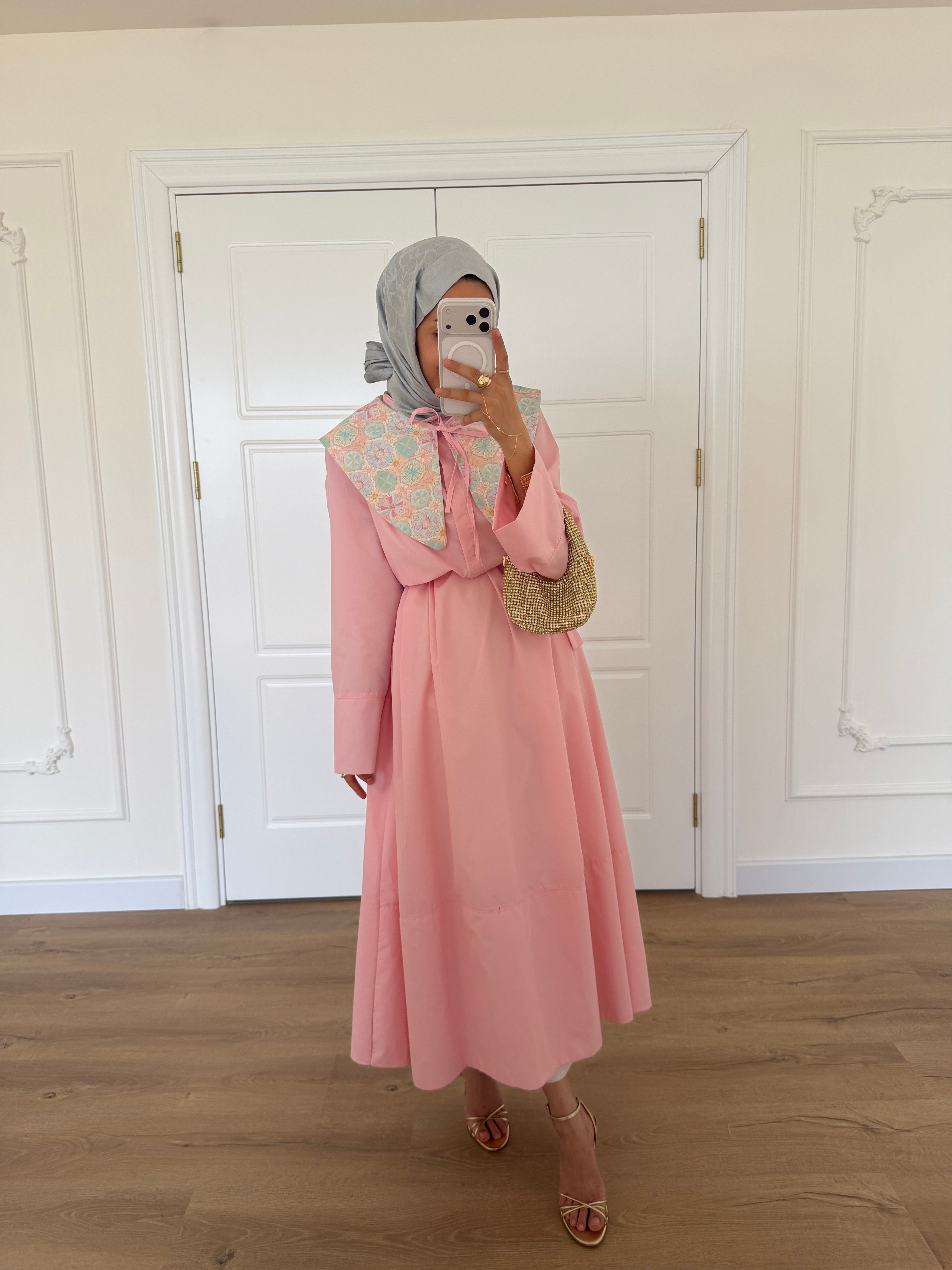 Desenli Yakalı Elbise - Pudra