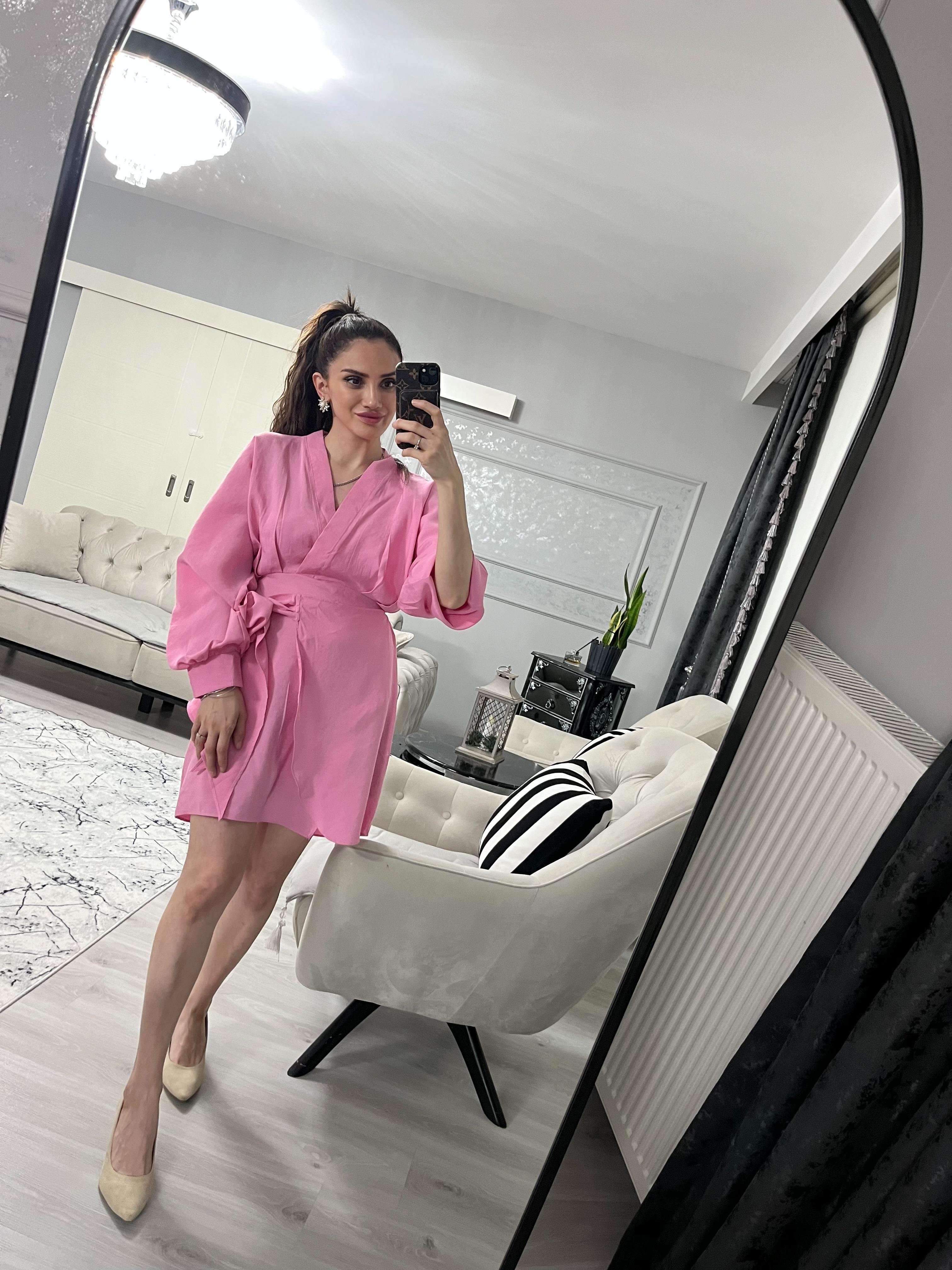 Pembe Bağlama Detaylı Elbise