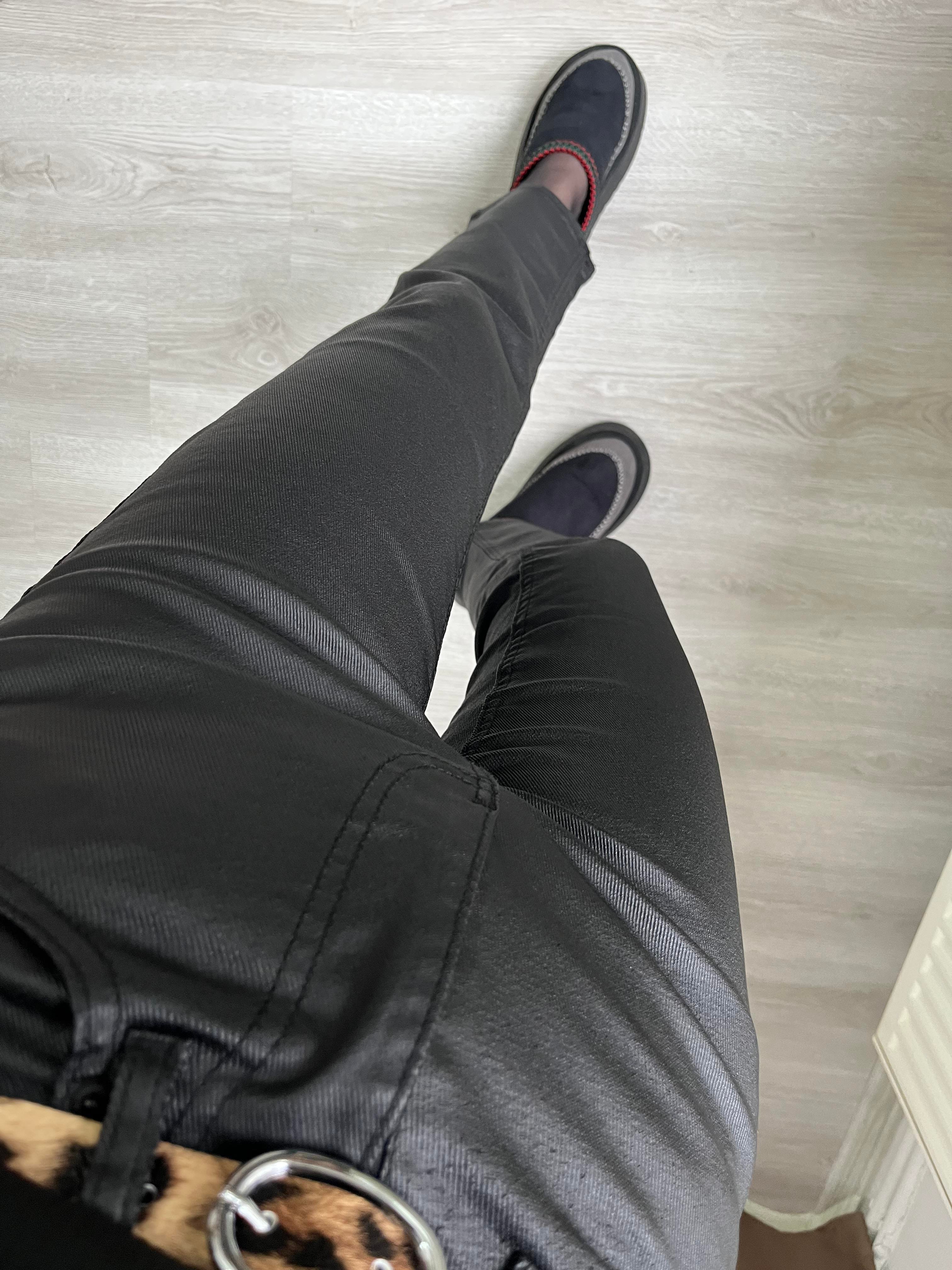 Siyah Bilek Boy Mumlu Marka Model Jean