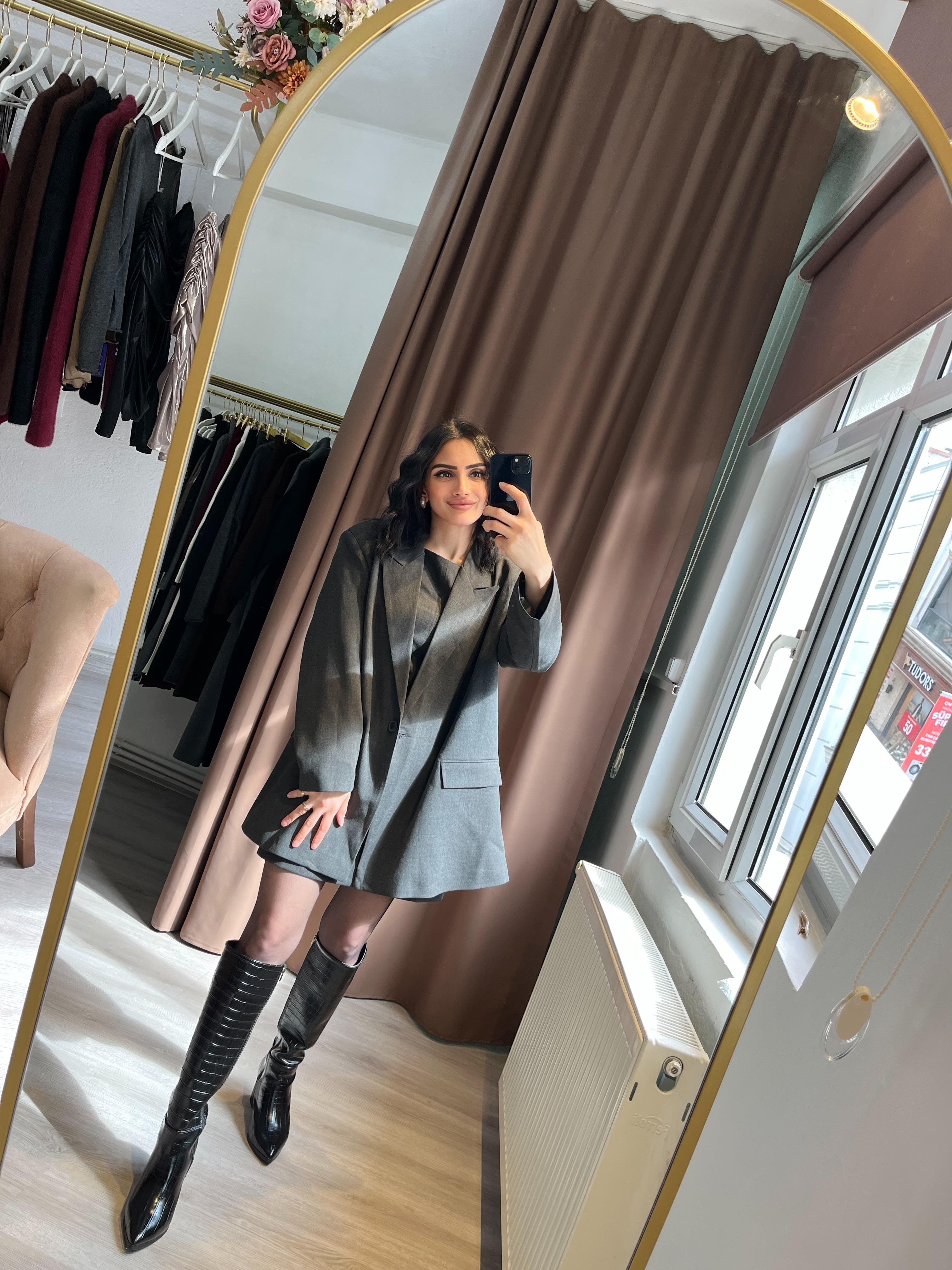 Tek Düğme Detay Astarlı Oversize Antrasit Ceket