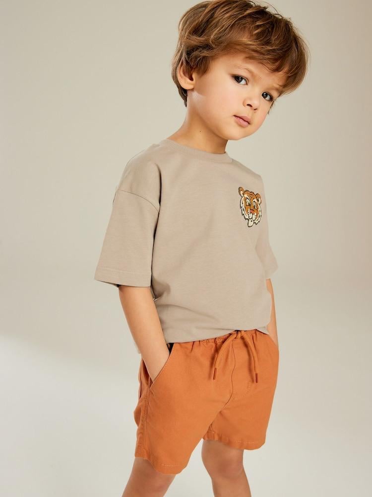 Aslan İşlemeli Şortlu Alt-Üst Takım