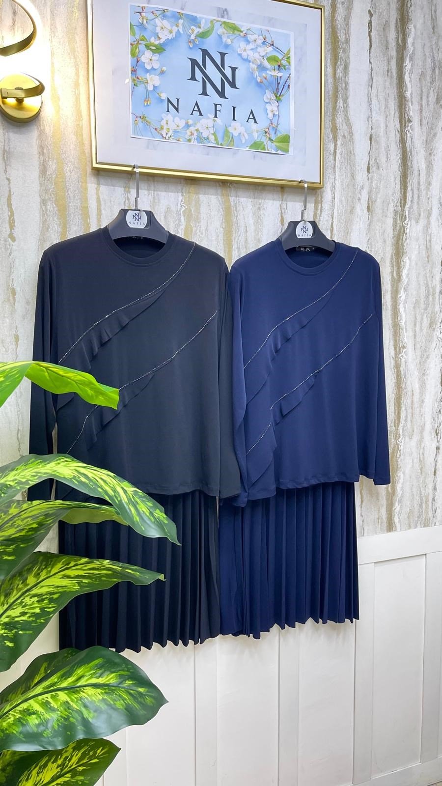 PİLİSELİ ETEKLİ TAKIM