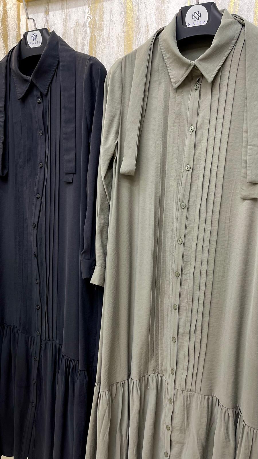 TENSEL DÜĞMELİ ELBİSE