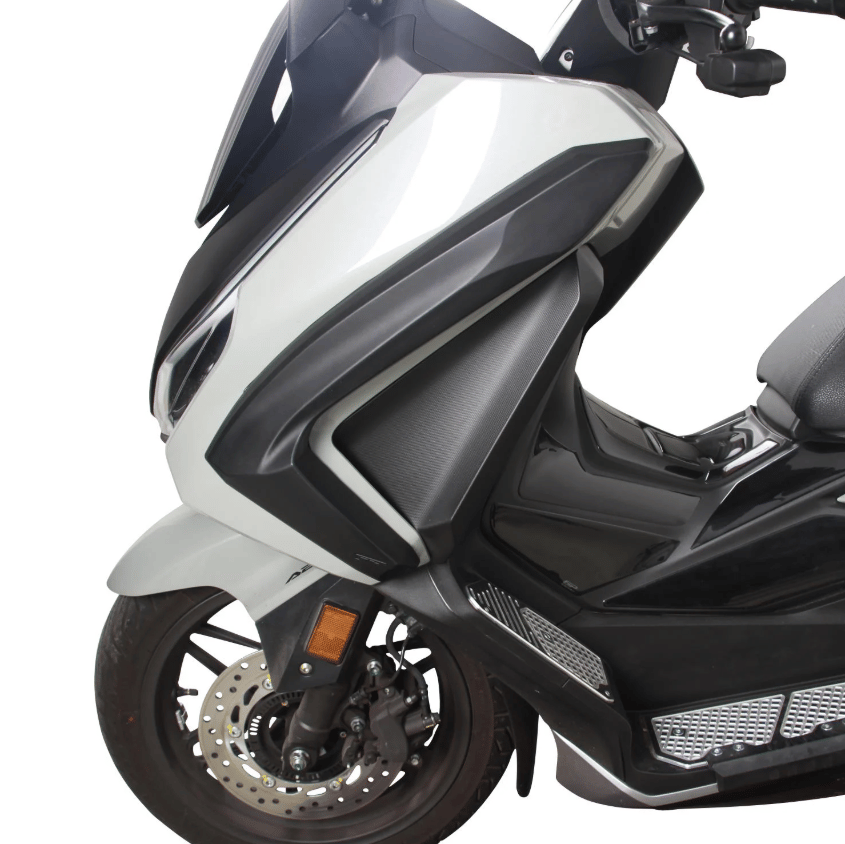 GP Kompozit Honda Forza 250 2023-2025 Uyumlu Üst Bacak Koruma Siyah