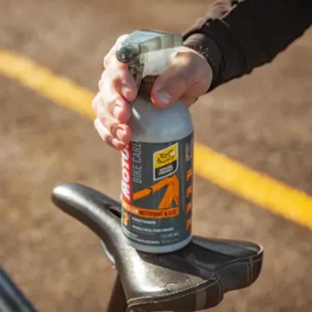 Motul DRY CLEAN 500ml ROAD