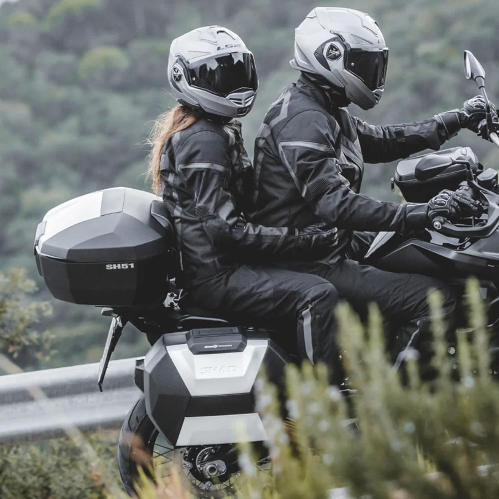 SHAD SH51 Alüminyum Kapaklı Motosiklet Topcase Arka Çanta 51L D0B51200