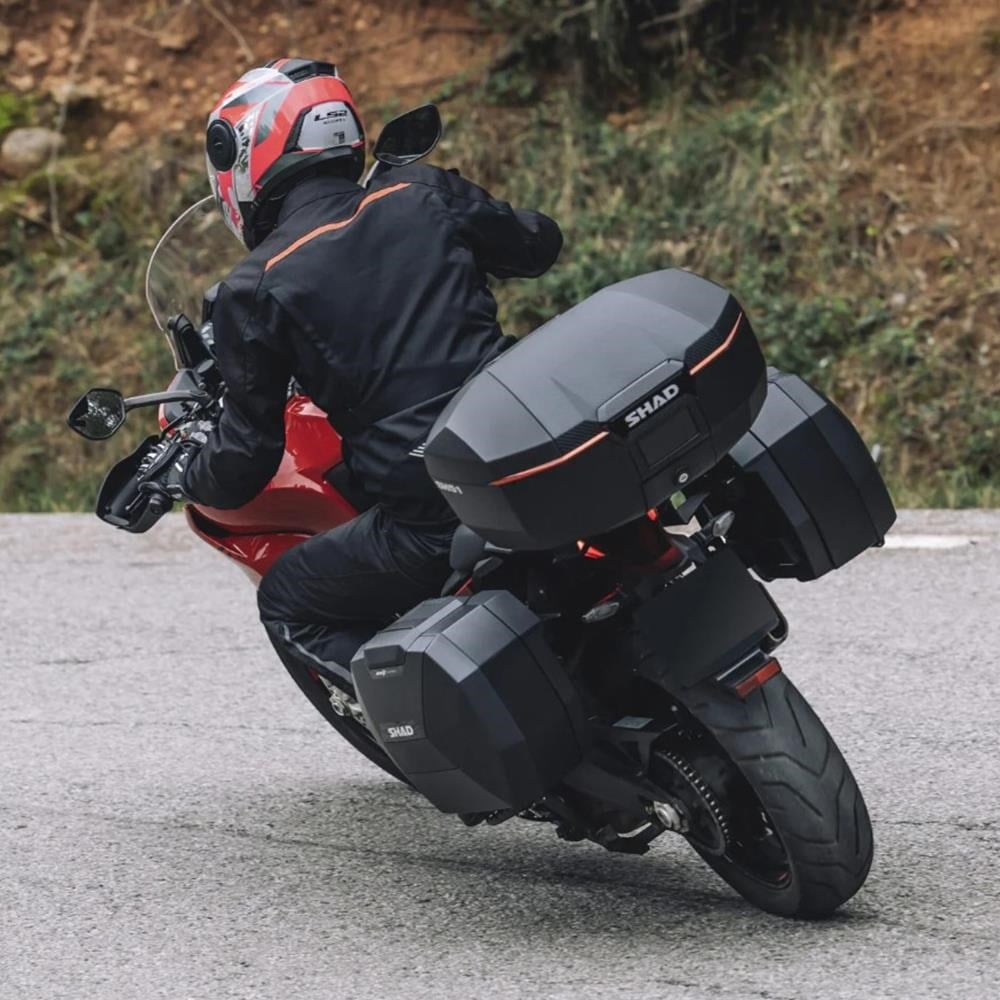 SHAD SH51 Karbon Kapaklı Motosiklet Topcase Arka Çanta 51L D0B51106