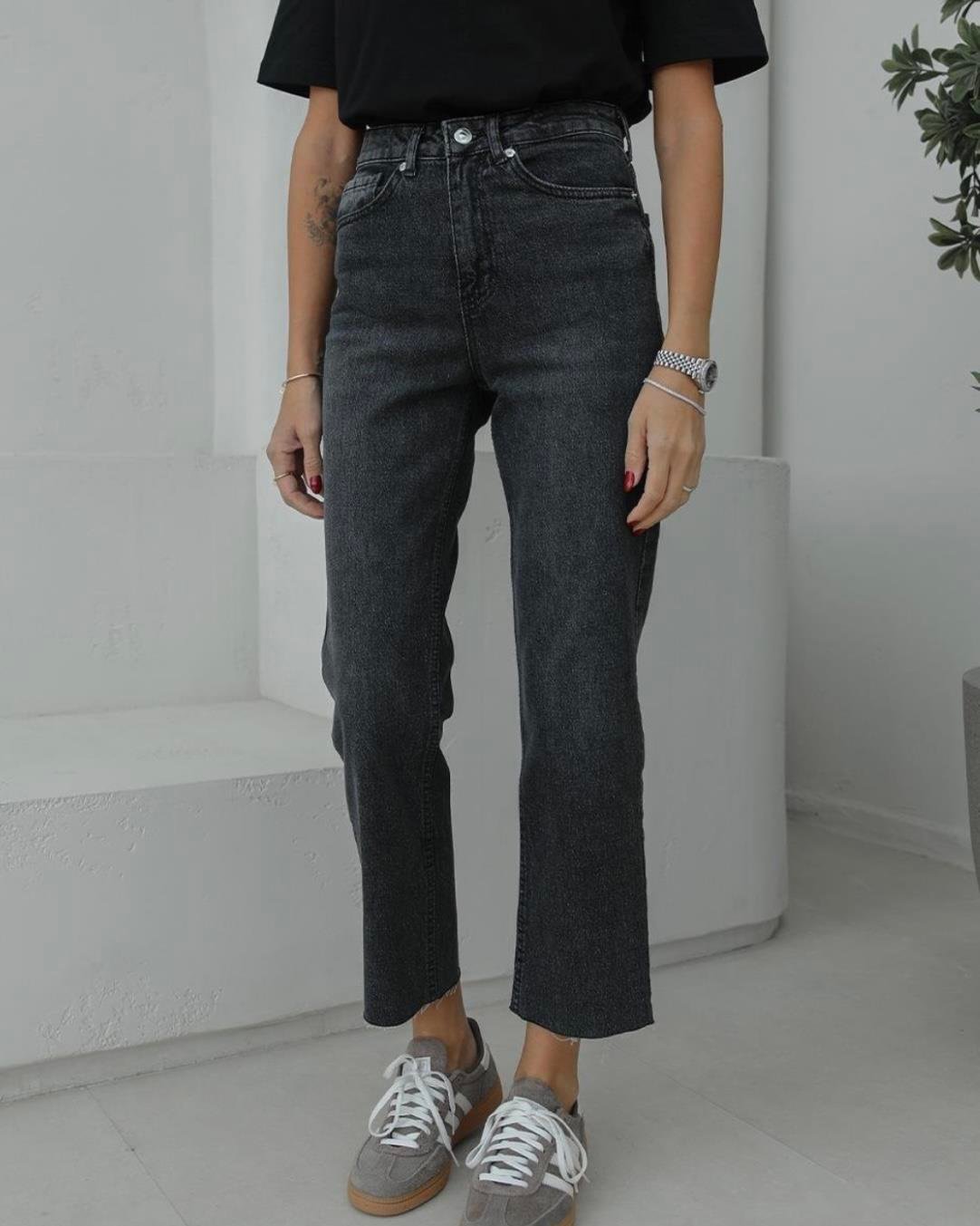 BOY FİT MOM JEAN ANTRASİT