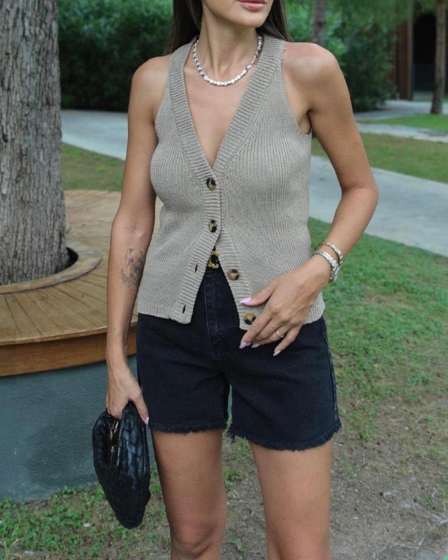 HALTER YAKA TRİKO YELEK