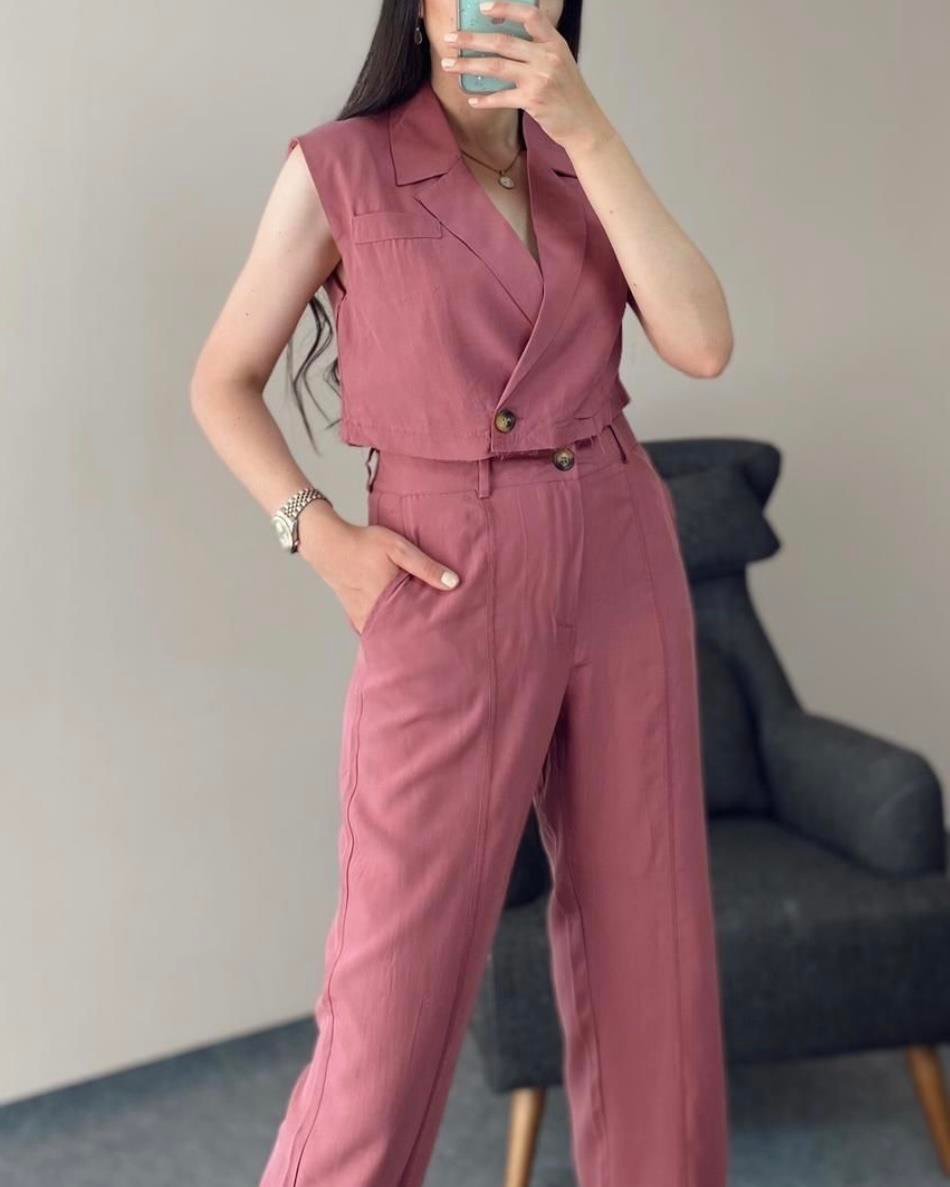 PEMBE YELEK PANTOLON TAKIM