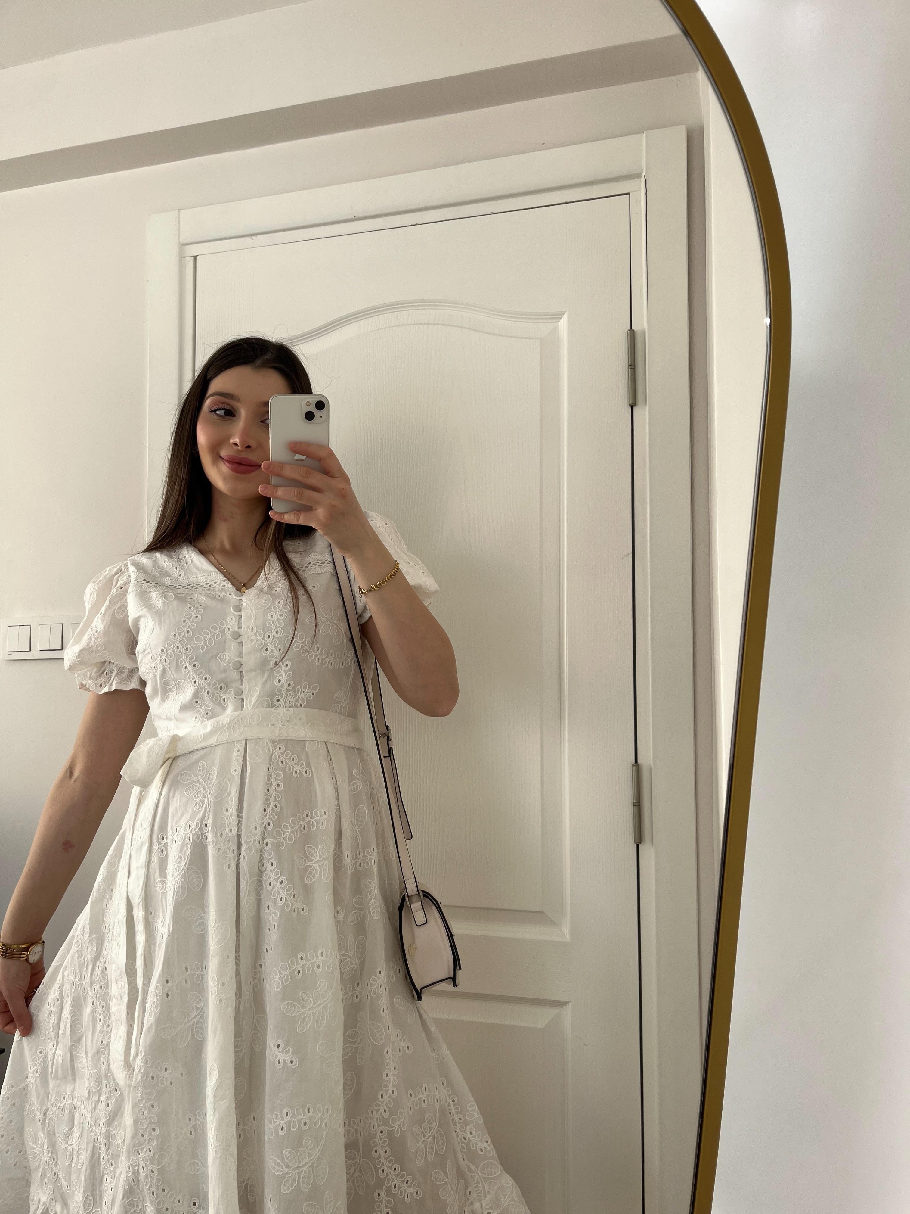 Beyaz 100% Pamuk İşlemeli Astarlı Fisto Elbise