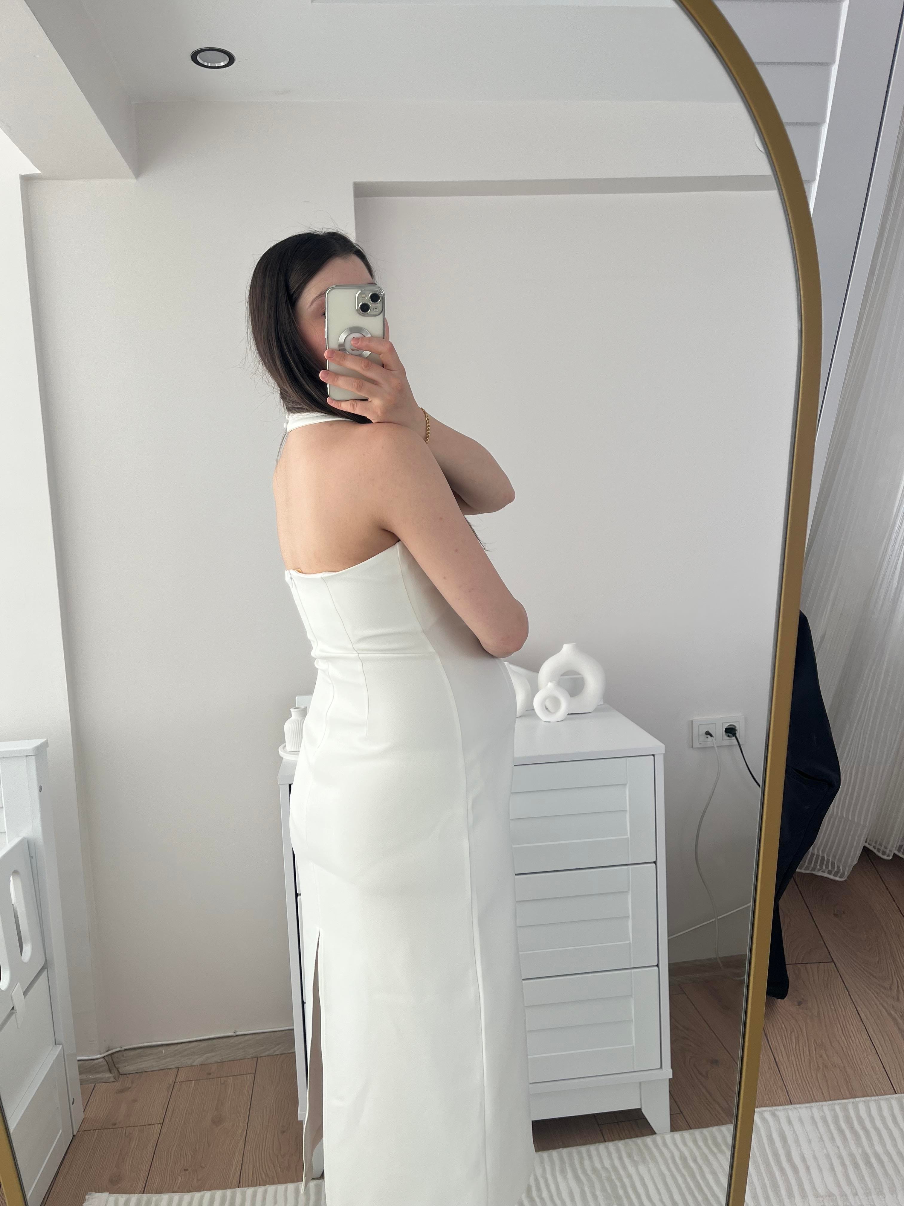 Beyaz Boyun Askılı Premium Elbise