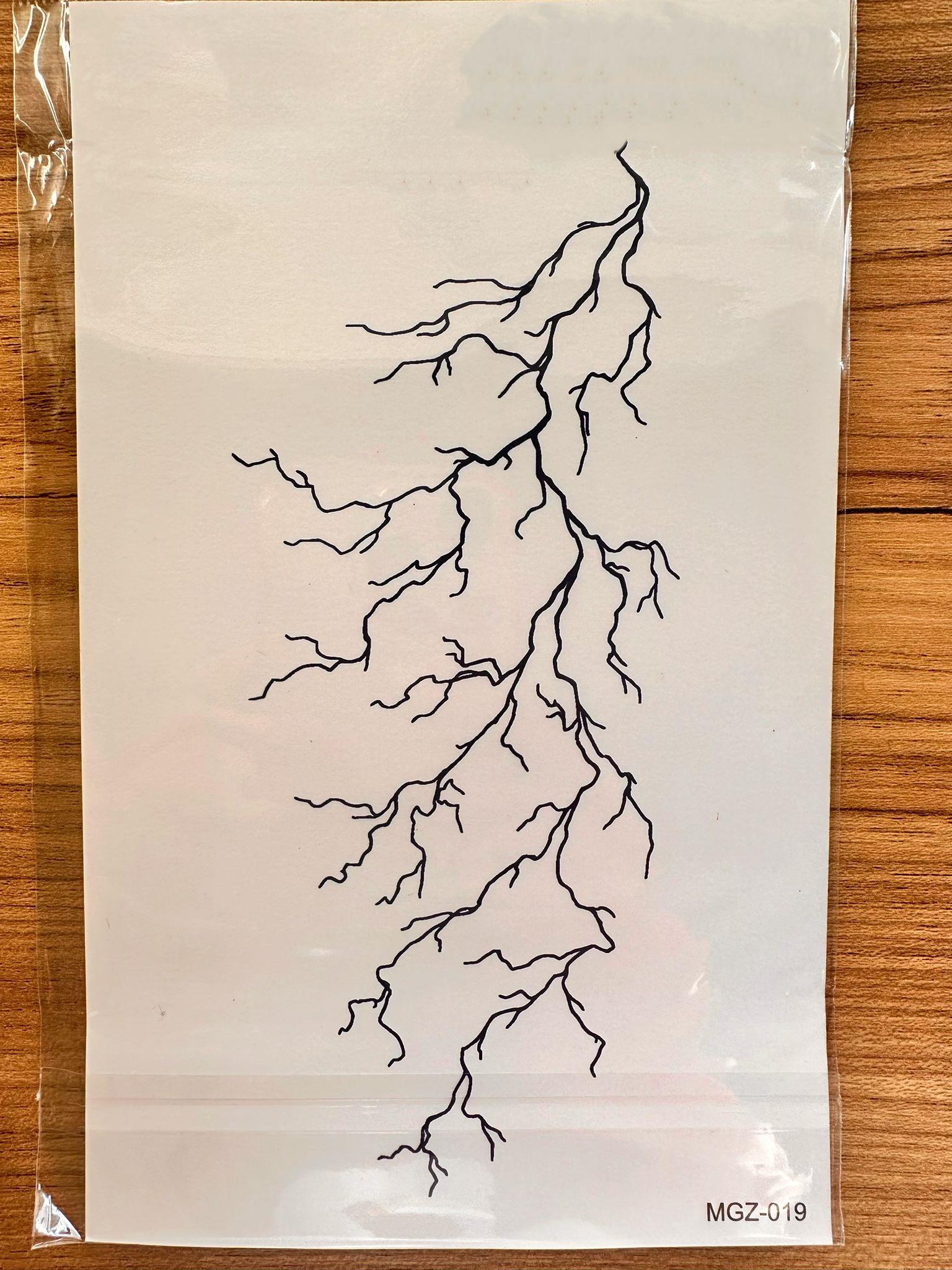 Yarı Kalıcı Orta Boy  Damar Desenli Kalp Dövmesi 