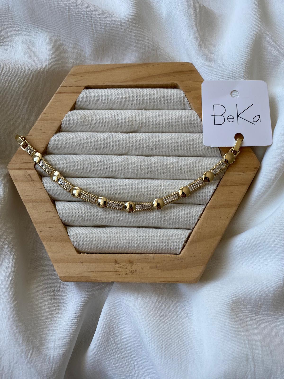 BİLEKLİK 046