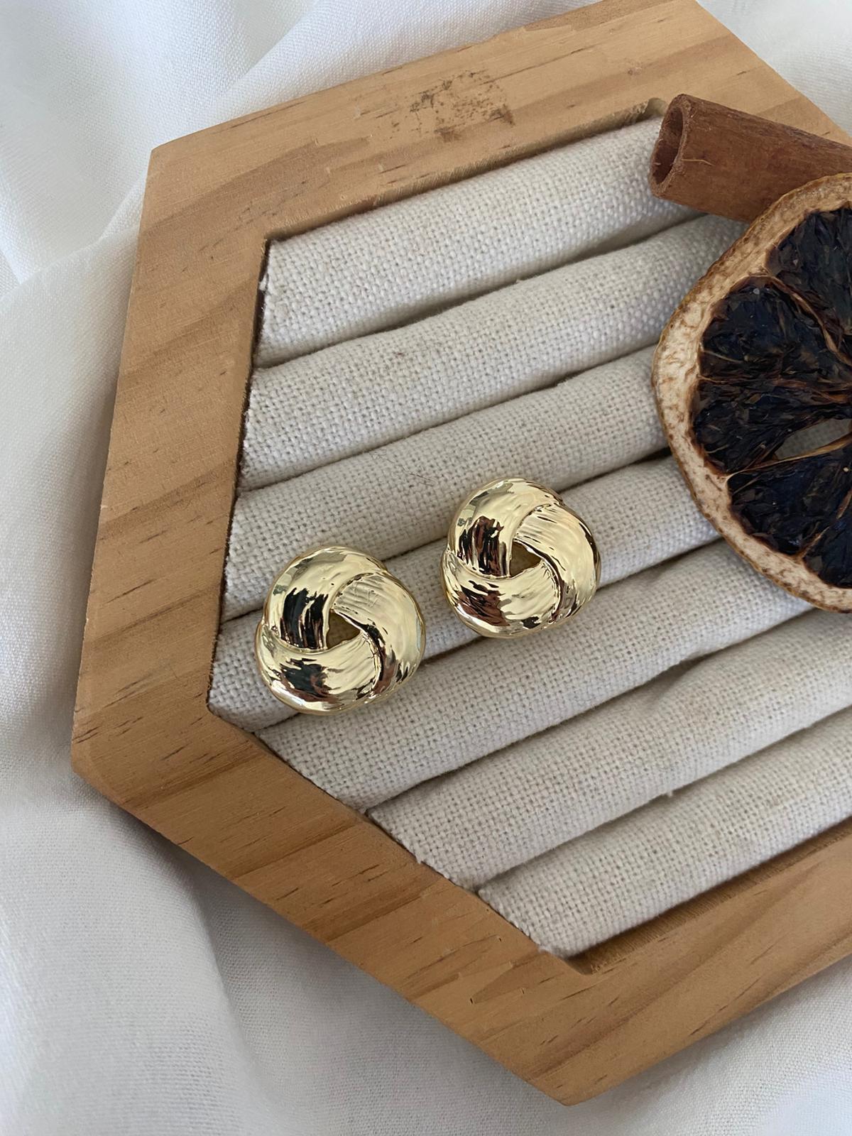 DÜĞÜM MODEL GOLD KÜPE
