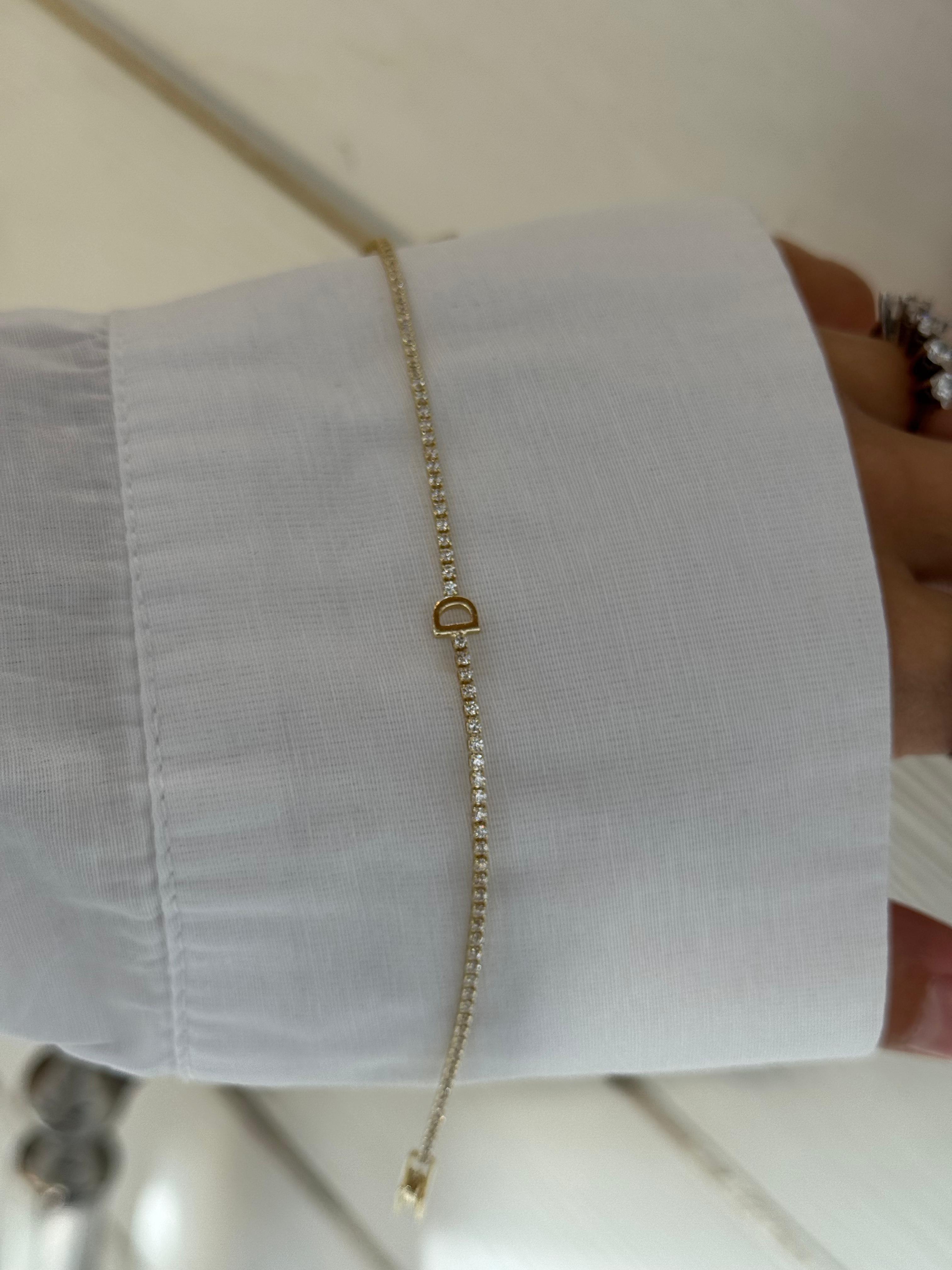 Gold Harf Bileklik - D Harfi