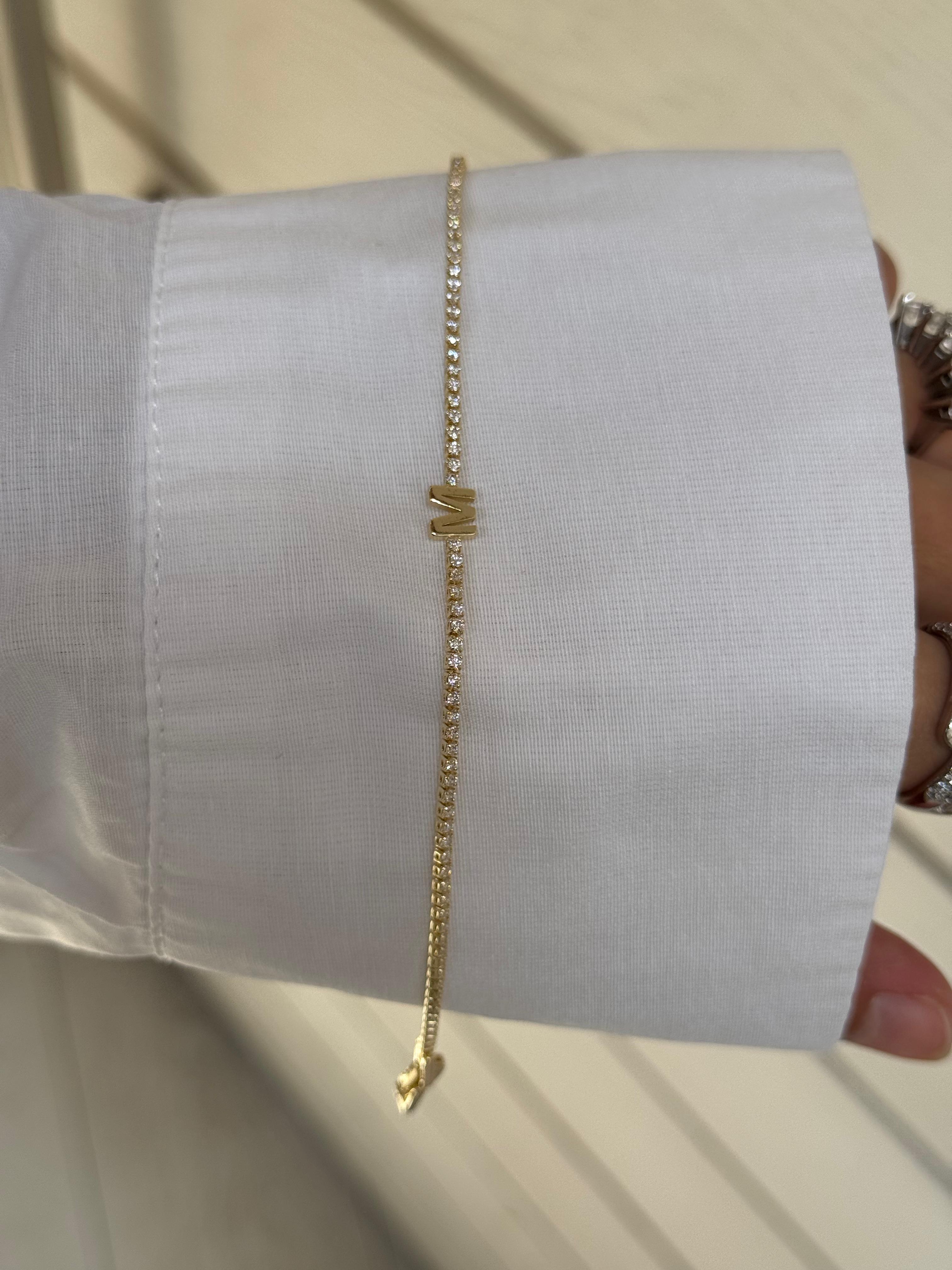 Gold Harf Bileklik - M Harfi