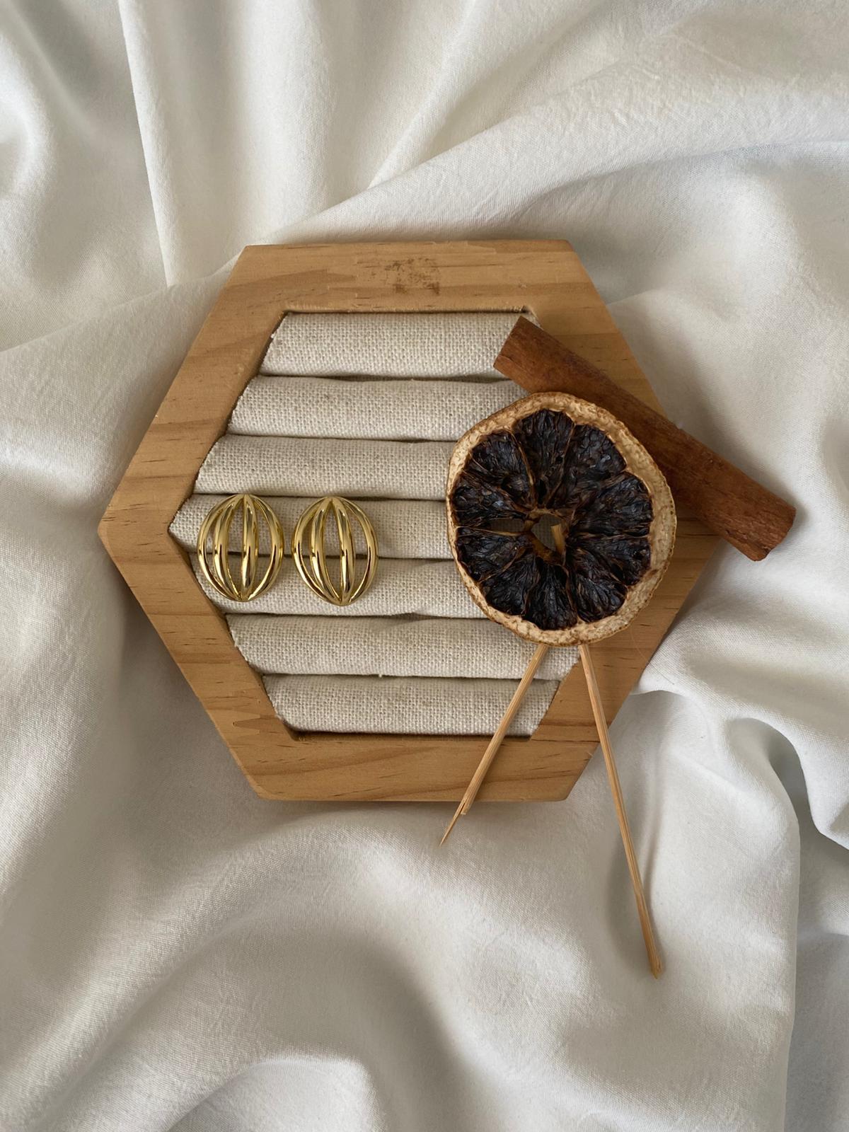 GOLD ŞERİT KÜPE