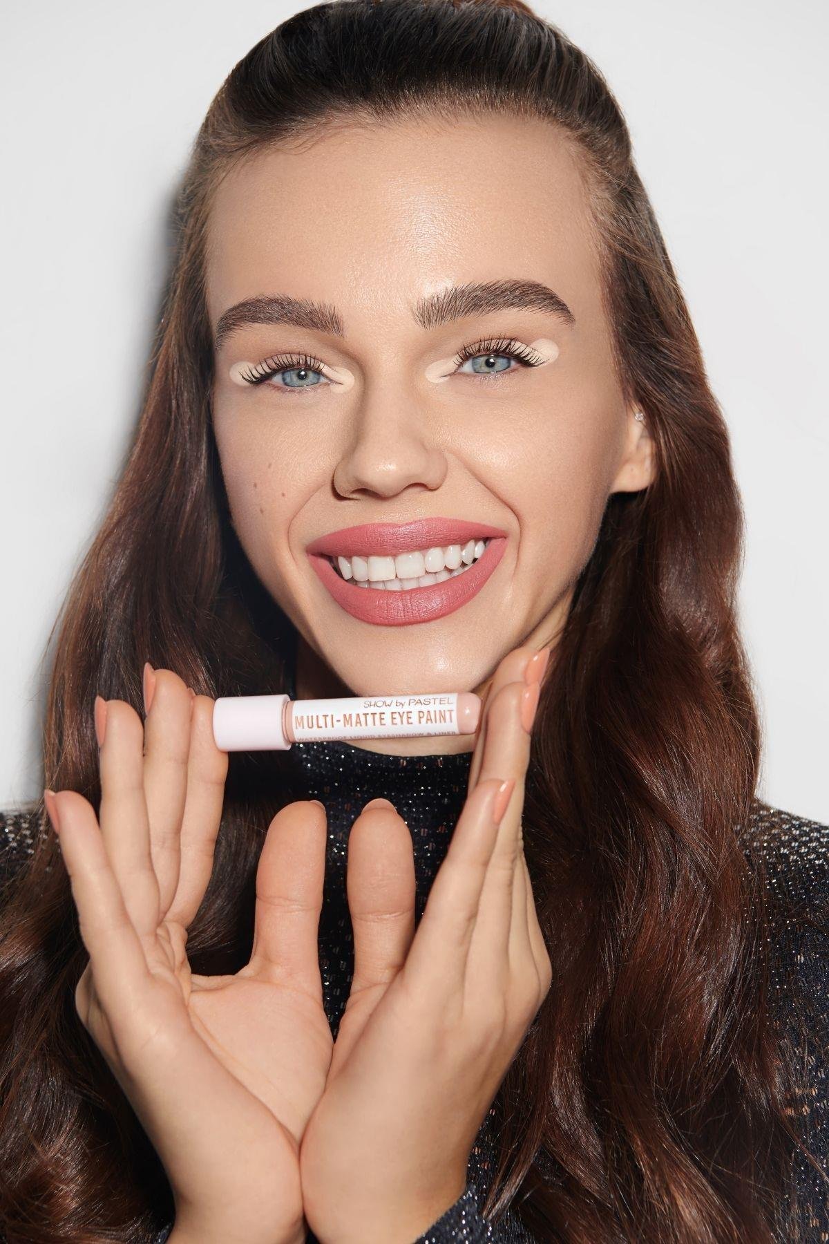 Multi Matte Waterproof 82 Vibing Eyeliner Ve Likit Far