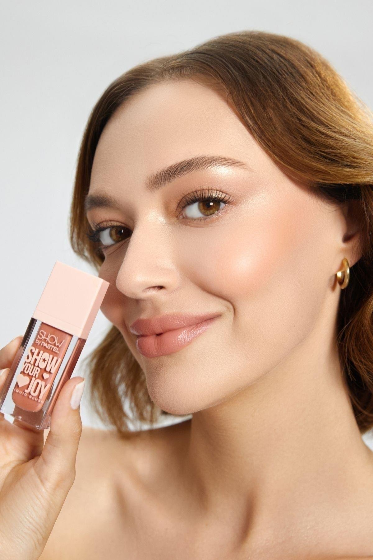 Show your Joy Likit Allık No 52 + Show Your Joy Likit Allık 53 Avantajlı Fiyatıyla İkili Set