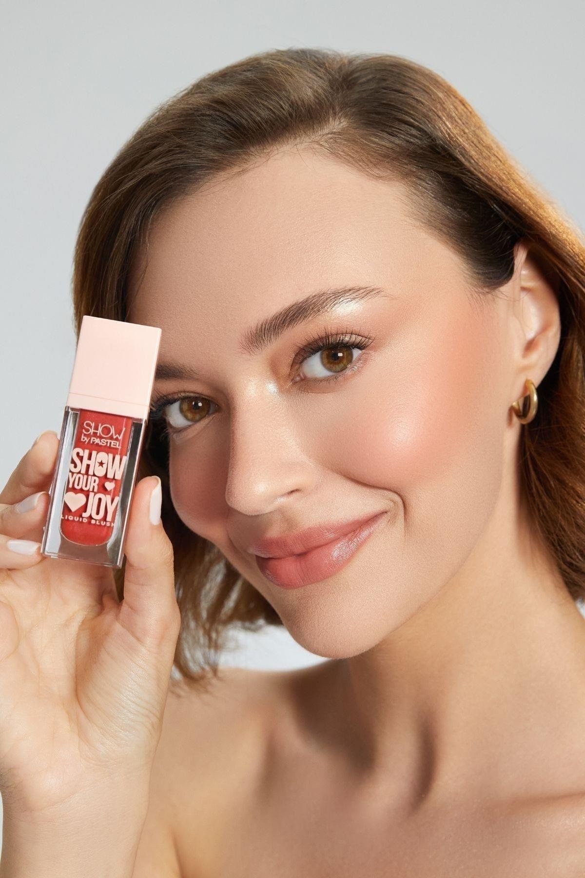 Show your Joy Likit Allık No 52 + Show Your Joy Likit Allık 53 Avantajlı Fiyatıyla İkili Set