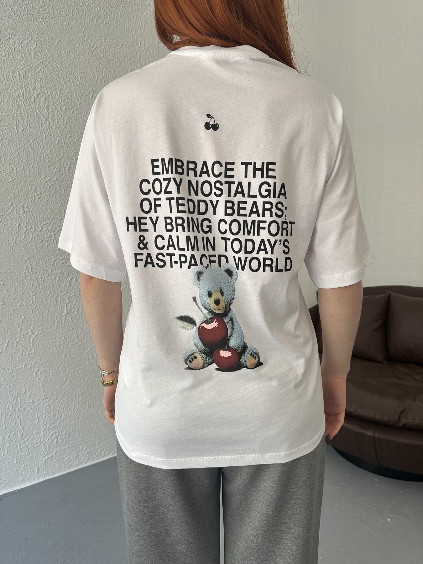 Ayıcık Kiraz Baskılı Tişört Beyaz