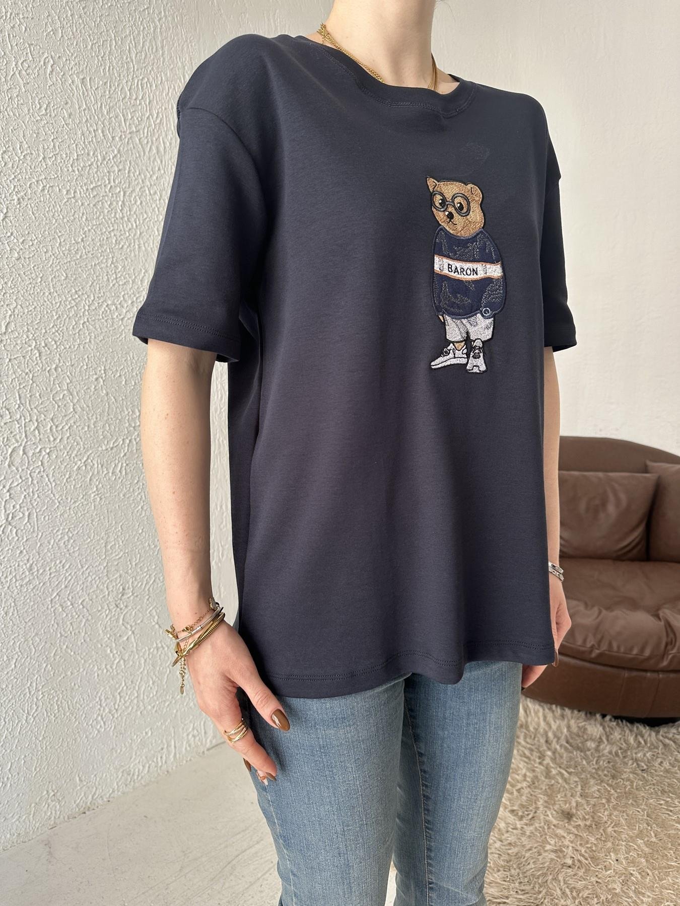 Ayıcık Nakışlı Bisiklet Yaka Tişört LACİVERT