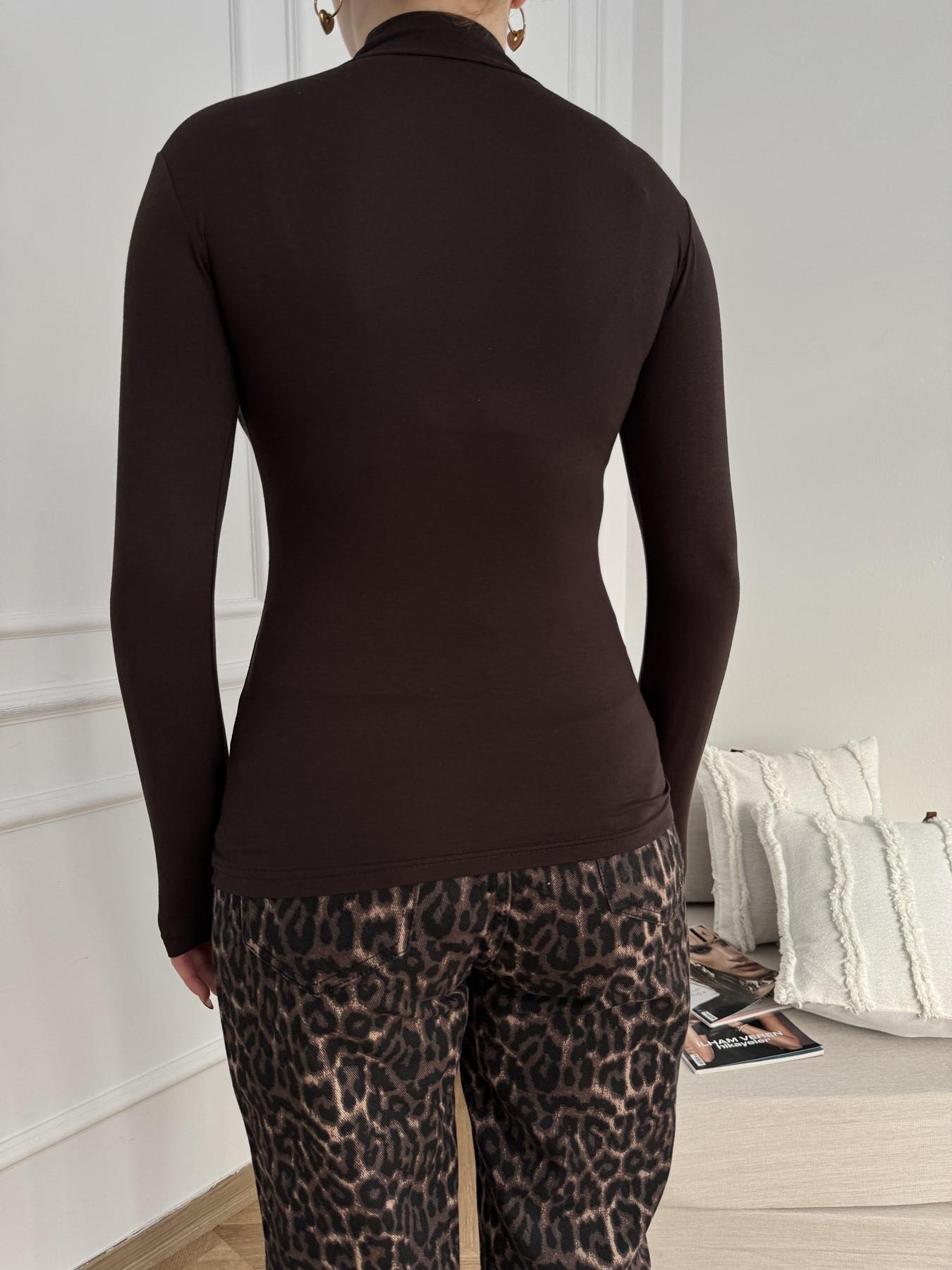 Balıkçı Yaka Uzun Kollu Body Kahve