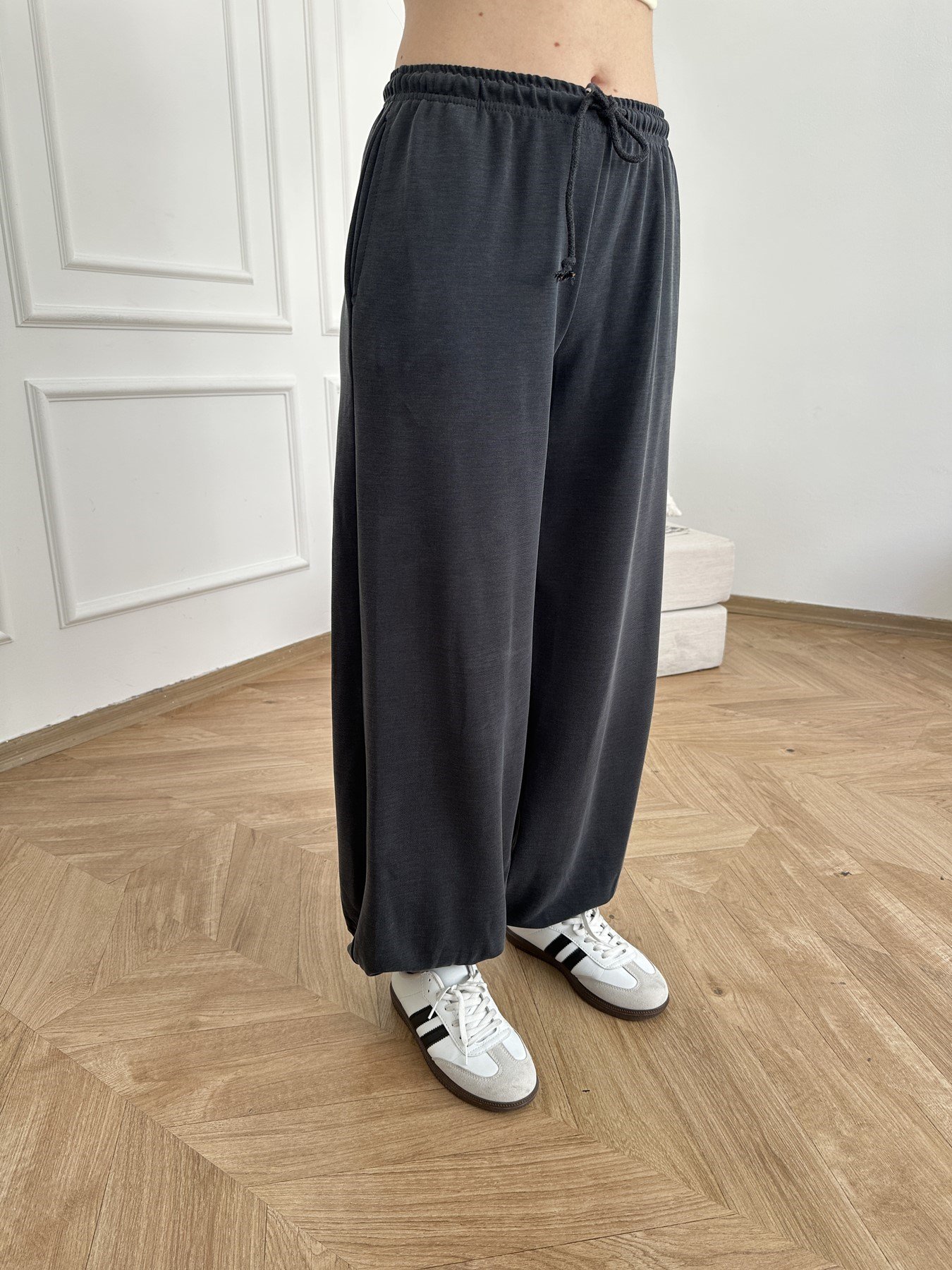Beli İpli Paça Lastikli Rahat Pantolon Antrasit