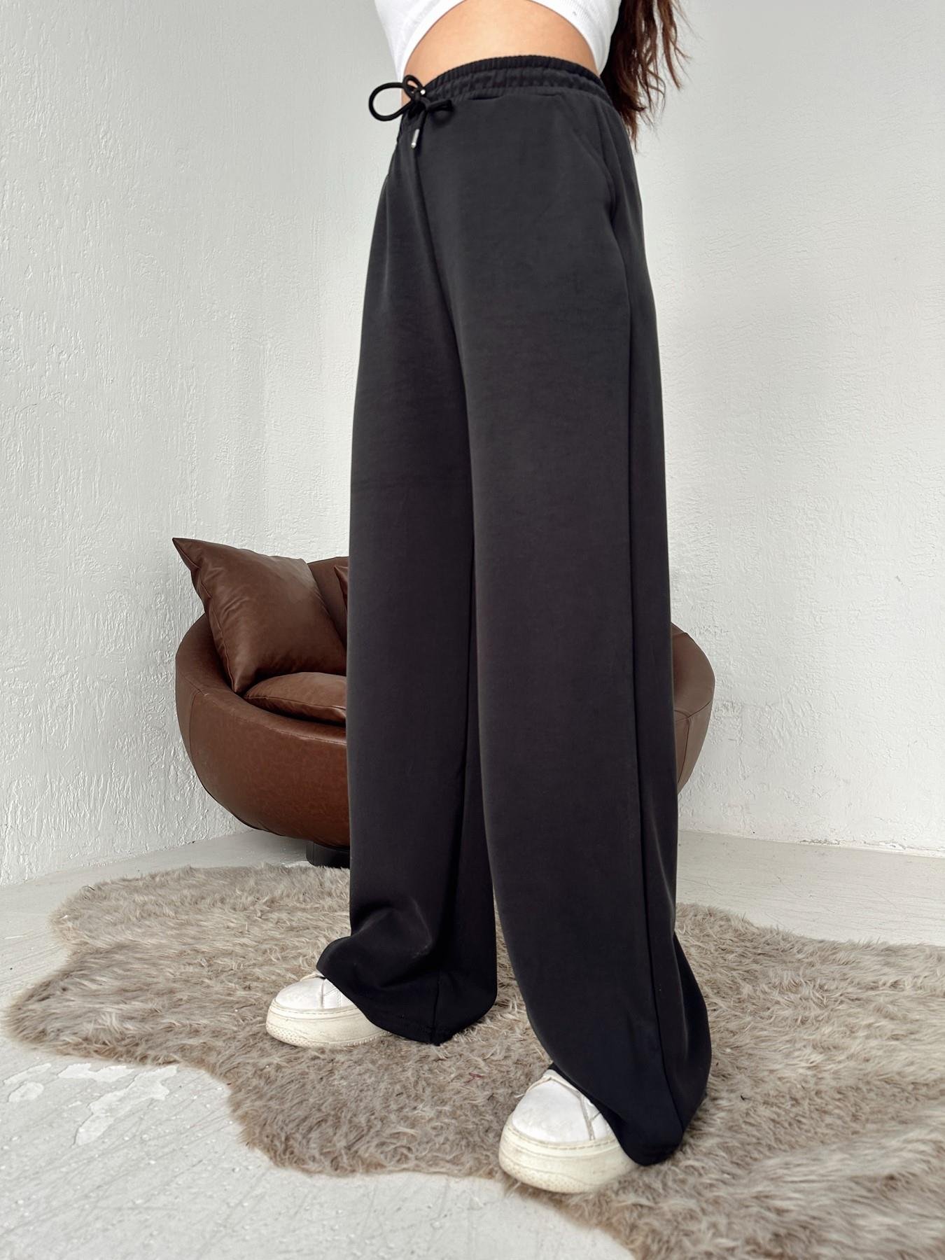 Beli Lastikli Bol Paça Eşofman Altı SİYAH