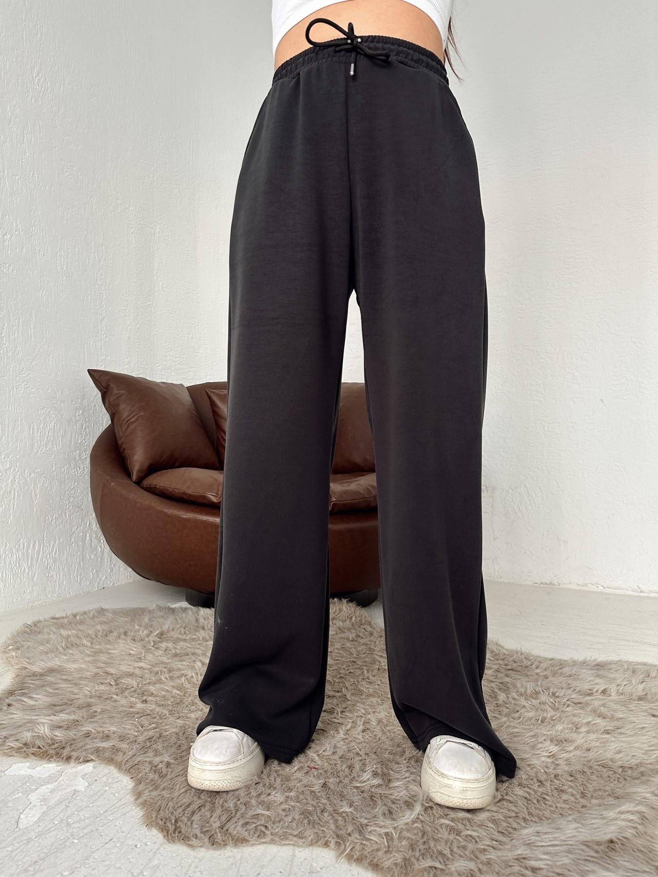 Beli Lastikli Bol Paça Eşofman Altı SİYAH