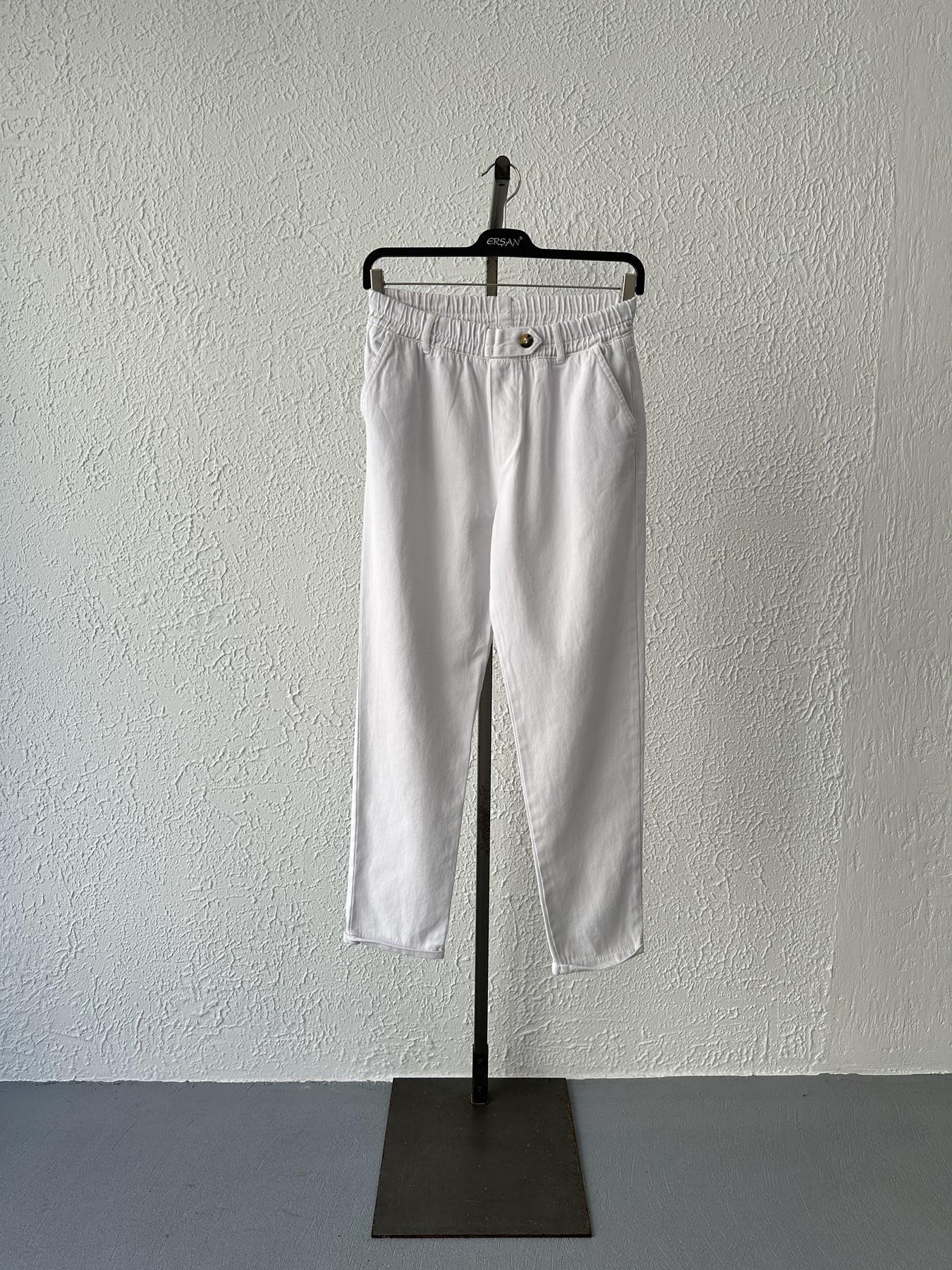 Beli Lastikli Düğme Detay Pantolon Beyaz