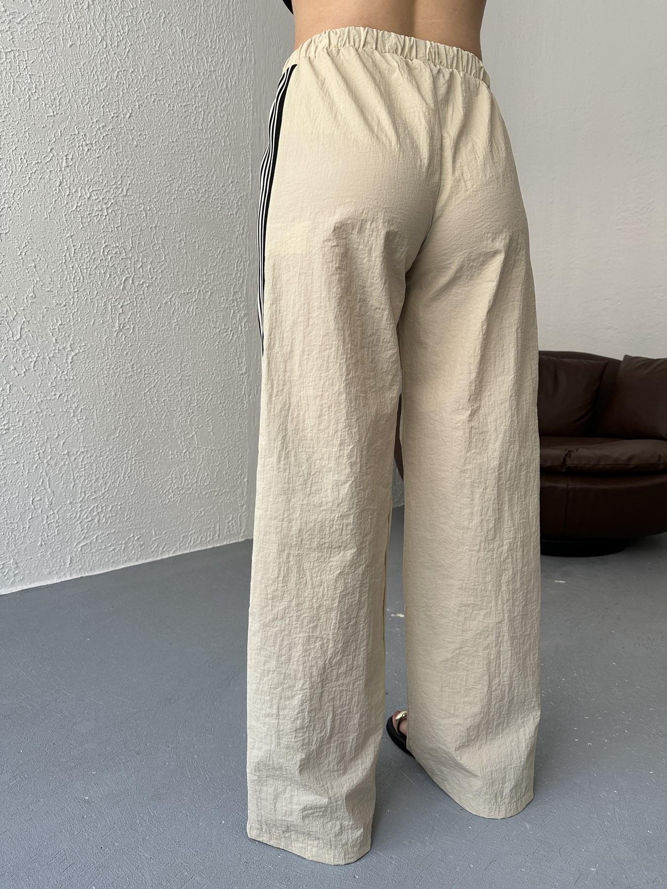 Beli Lastili Şeritli Pantolon Bej