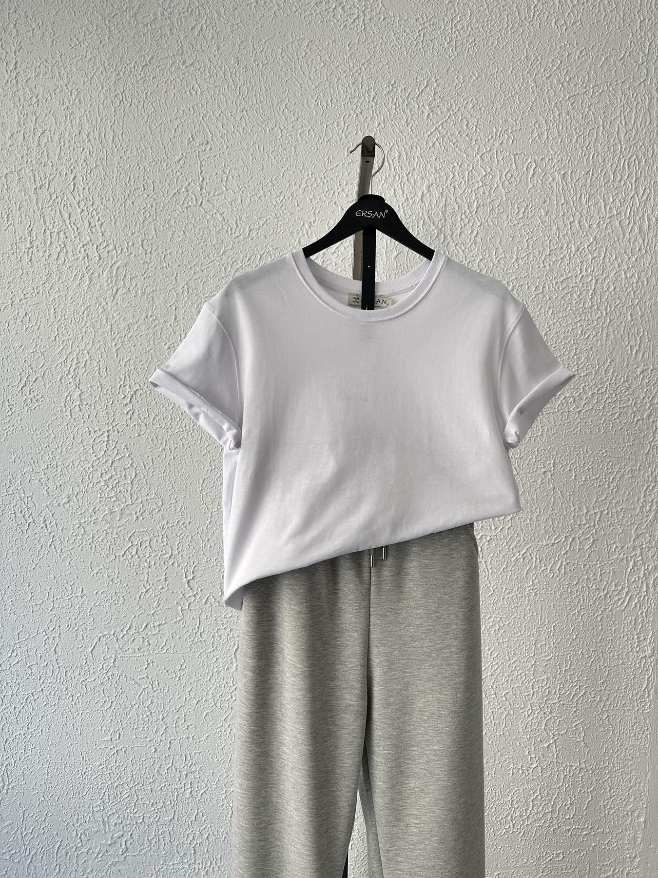 Bisiklet Yaka Basic Tişört Beyaz