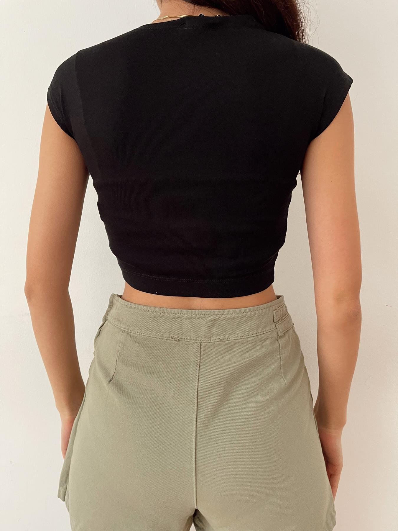 Bisiklet Yaka Crop Body SİYAH