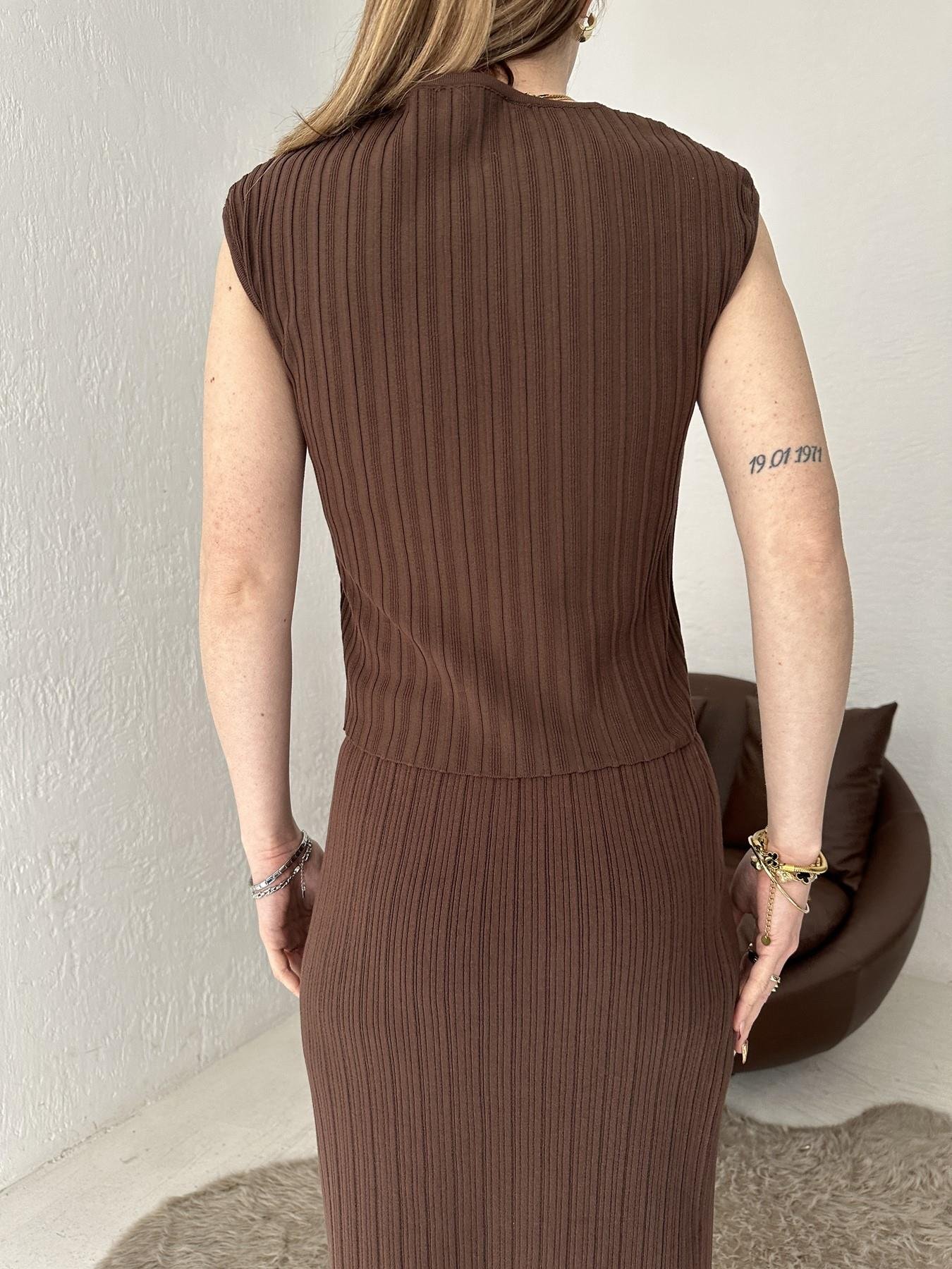 Bisiklet Yaka Fitilli İnce Triko Kahve