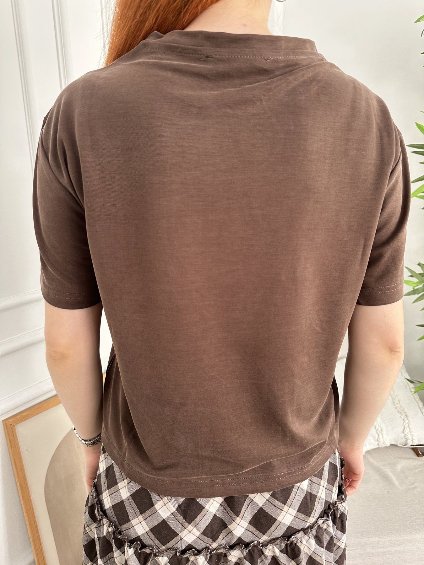 Bisiklet Yaka Kısa T-shirt Koyu kahve