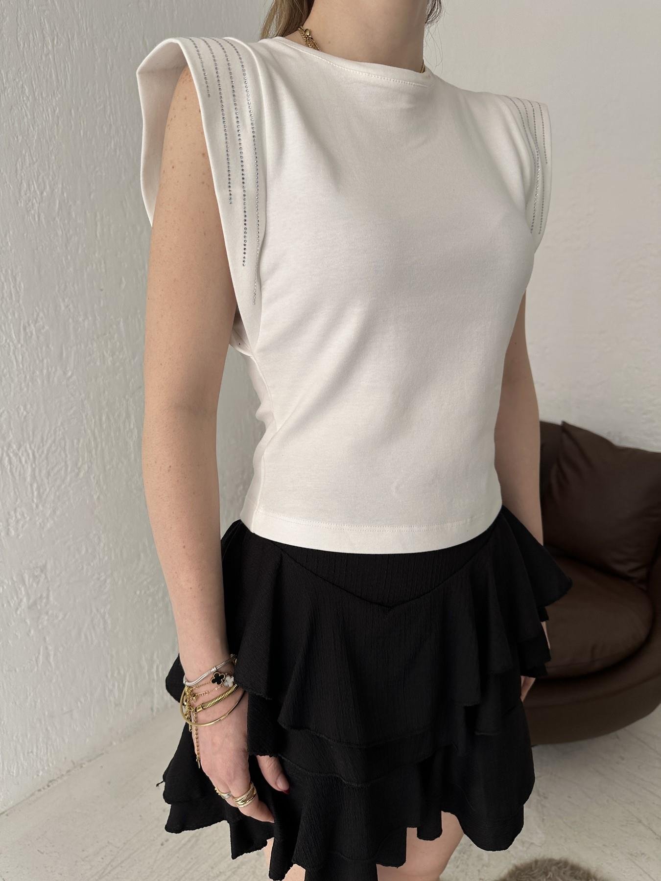 Bisiklet Yaka Kolsuz Taşlı Tişört Ekru