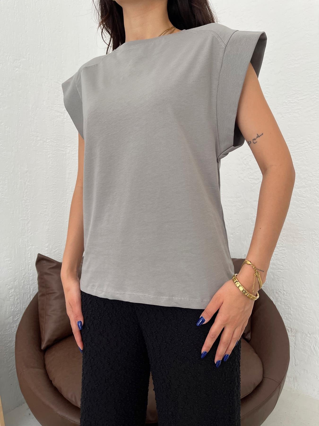 Bisiklet Yaka Kolsuz Tişört GRİ