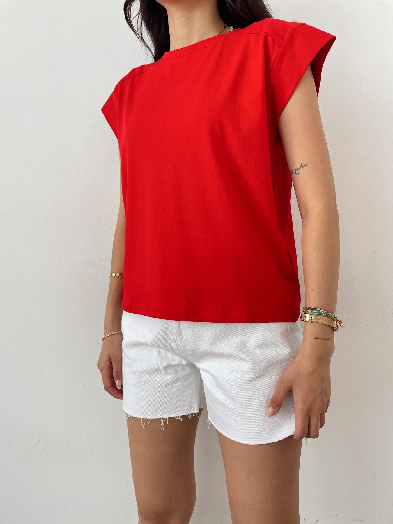 Bisiklet Yaka Kolsuz Tişört KIRMIZI