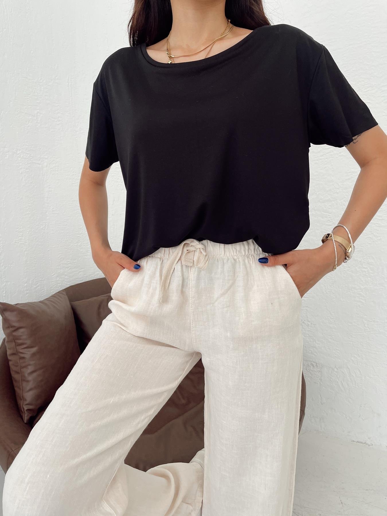 Bisiklet Yaka Modal Tişört SİYAH