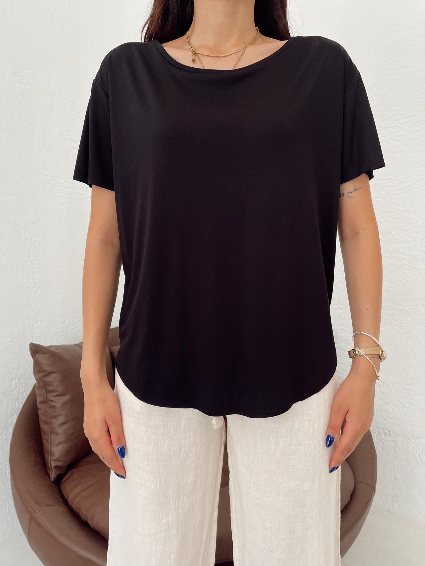 Bisiklet Yaka Modal Tişört SİYAH